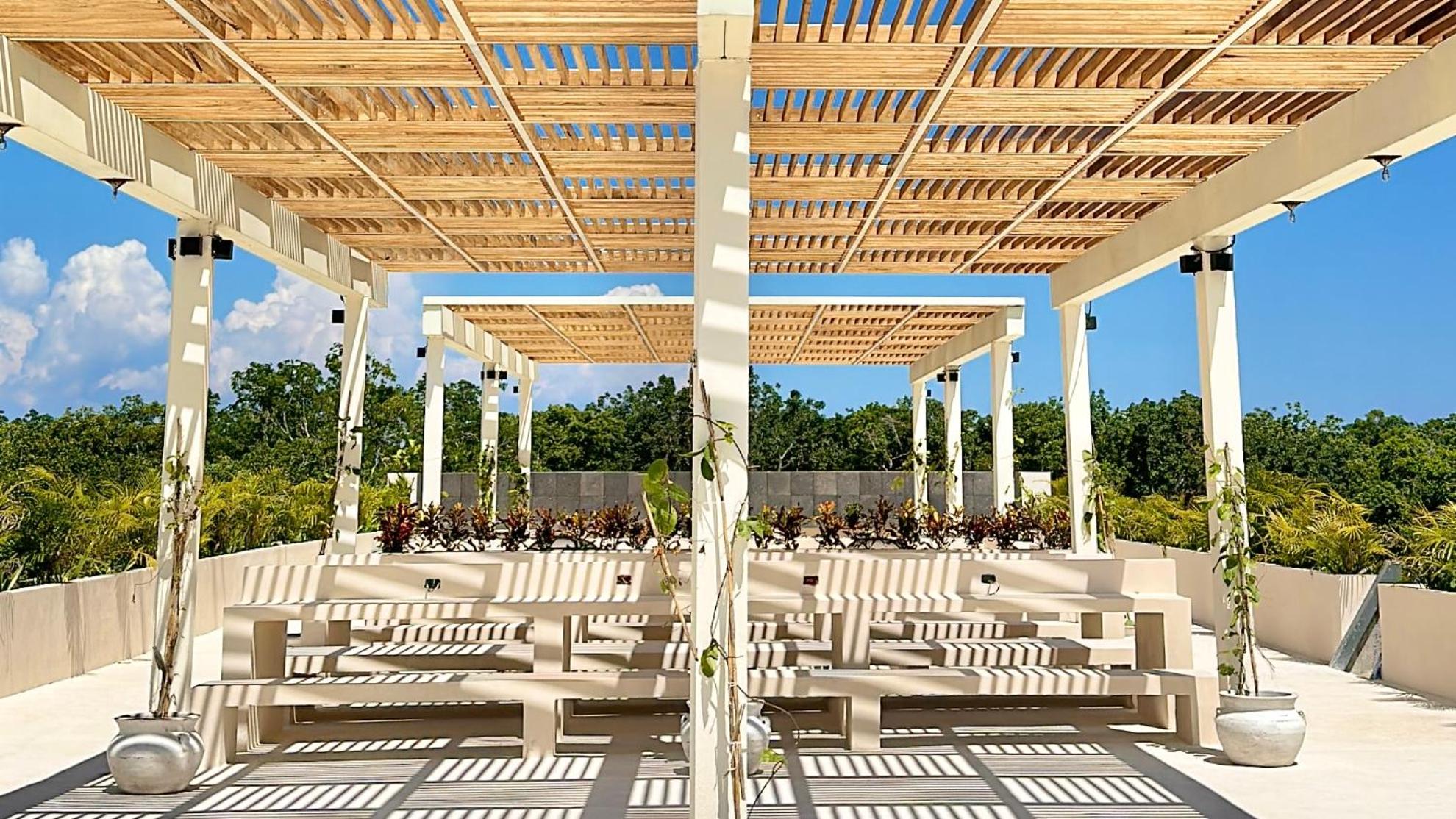 COCAY TULUM By SANDY POWERFUL