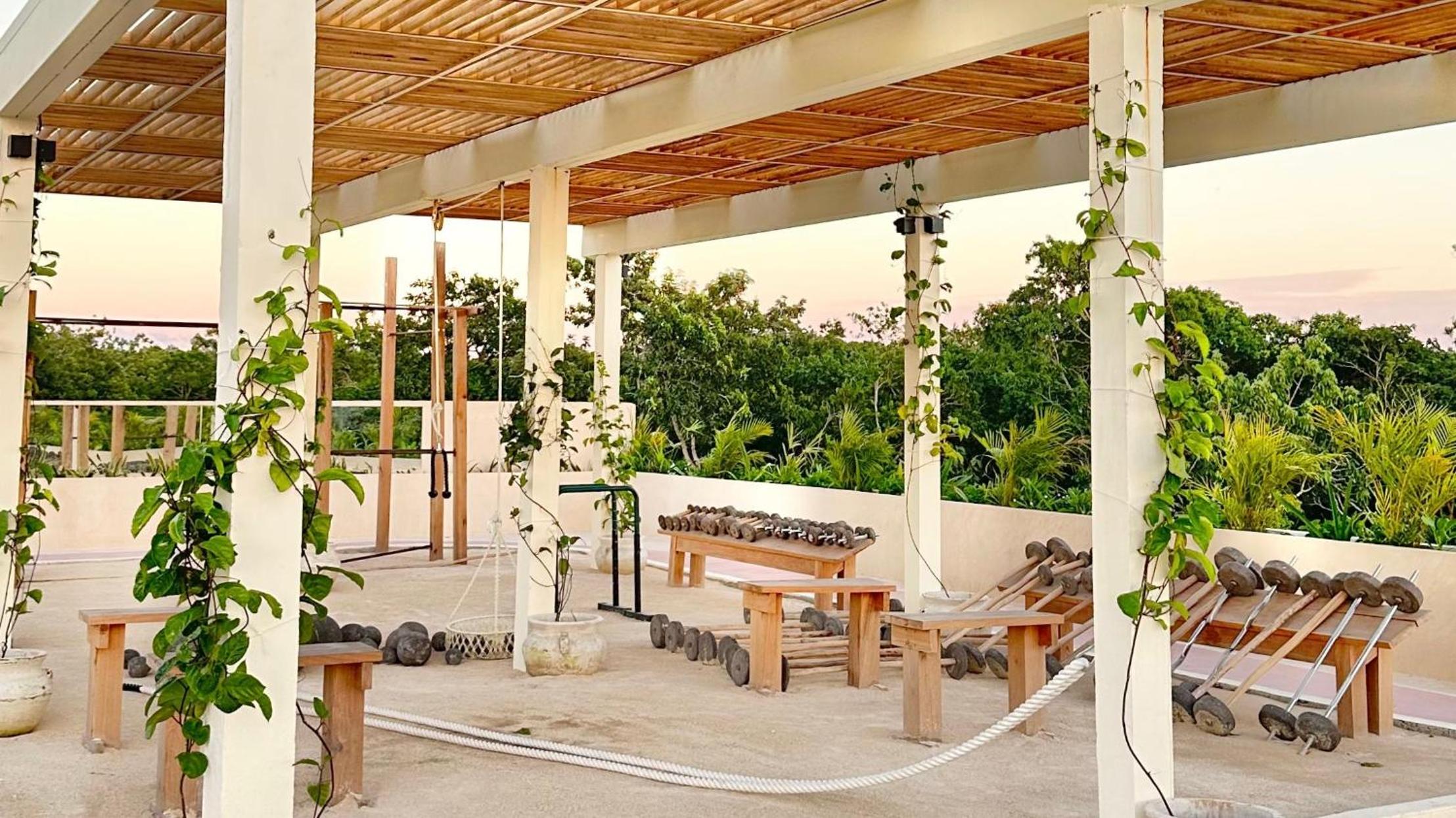 COCAY TULUM By SANDY POWERFUL