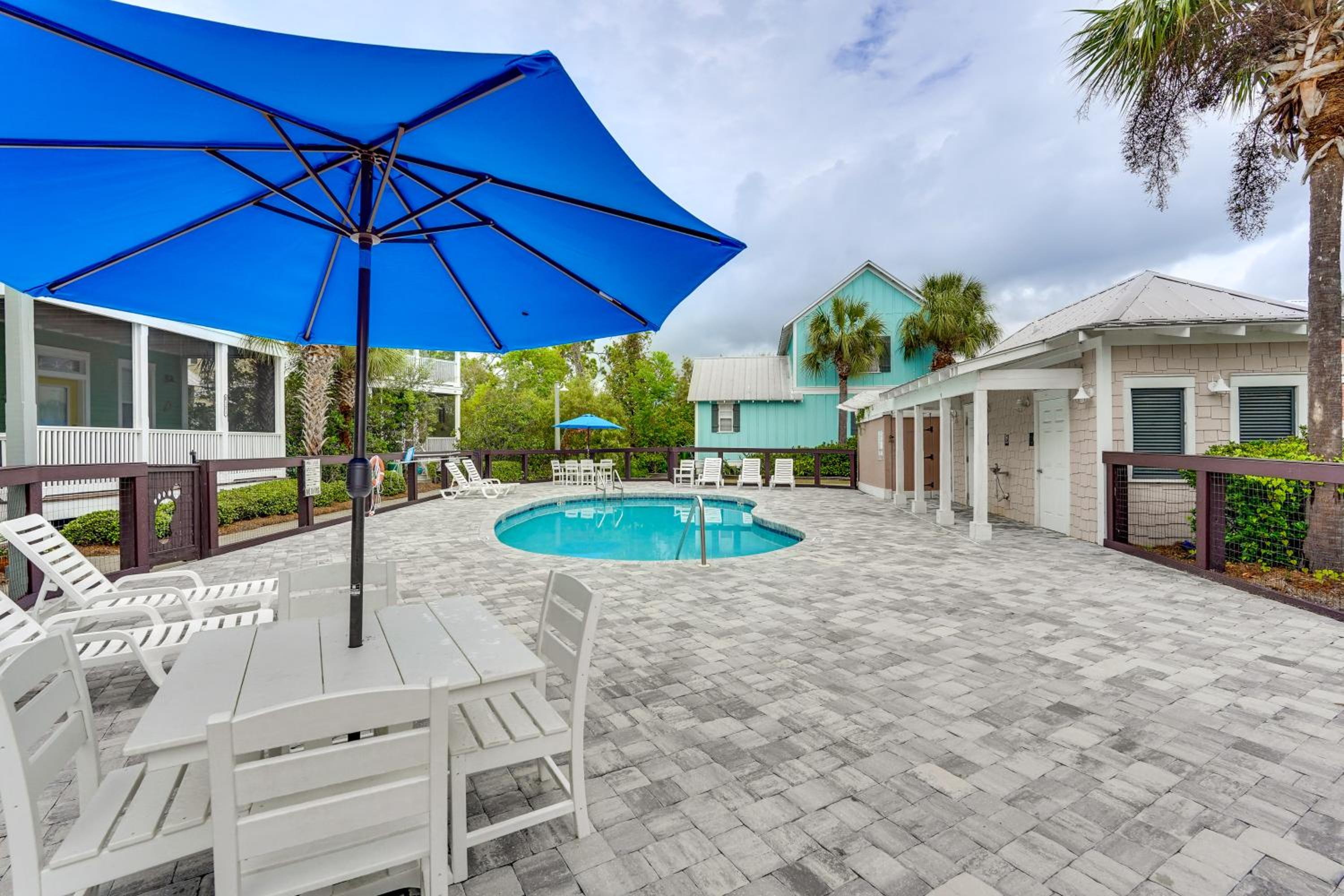 Steps to Sea! Cottage with Pools in Port St Joe