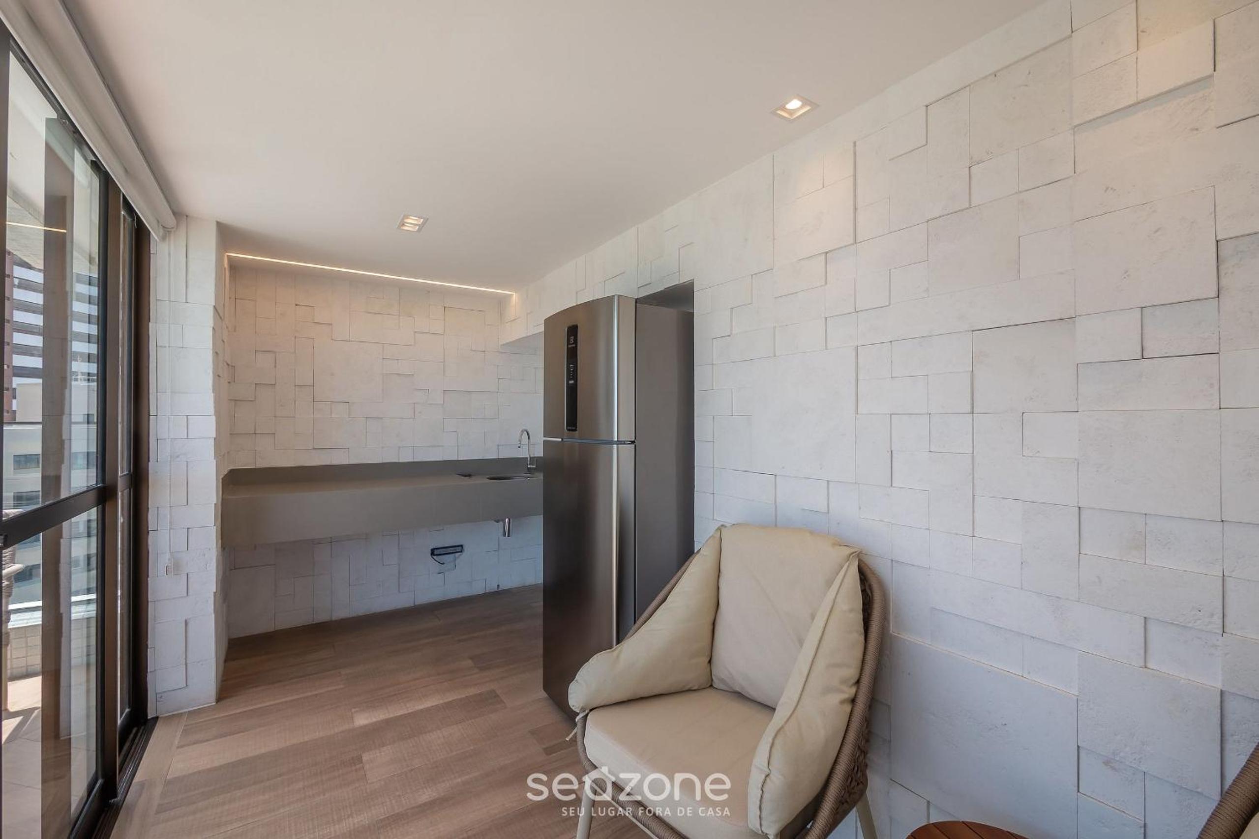 Modern and Fully Equipped Apartments 500m from Barra Beach in Salvador – ZNB