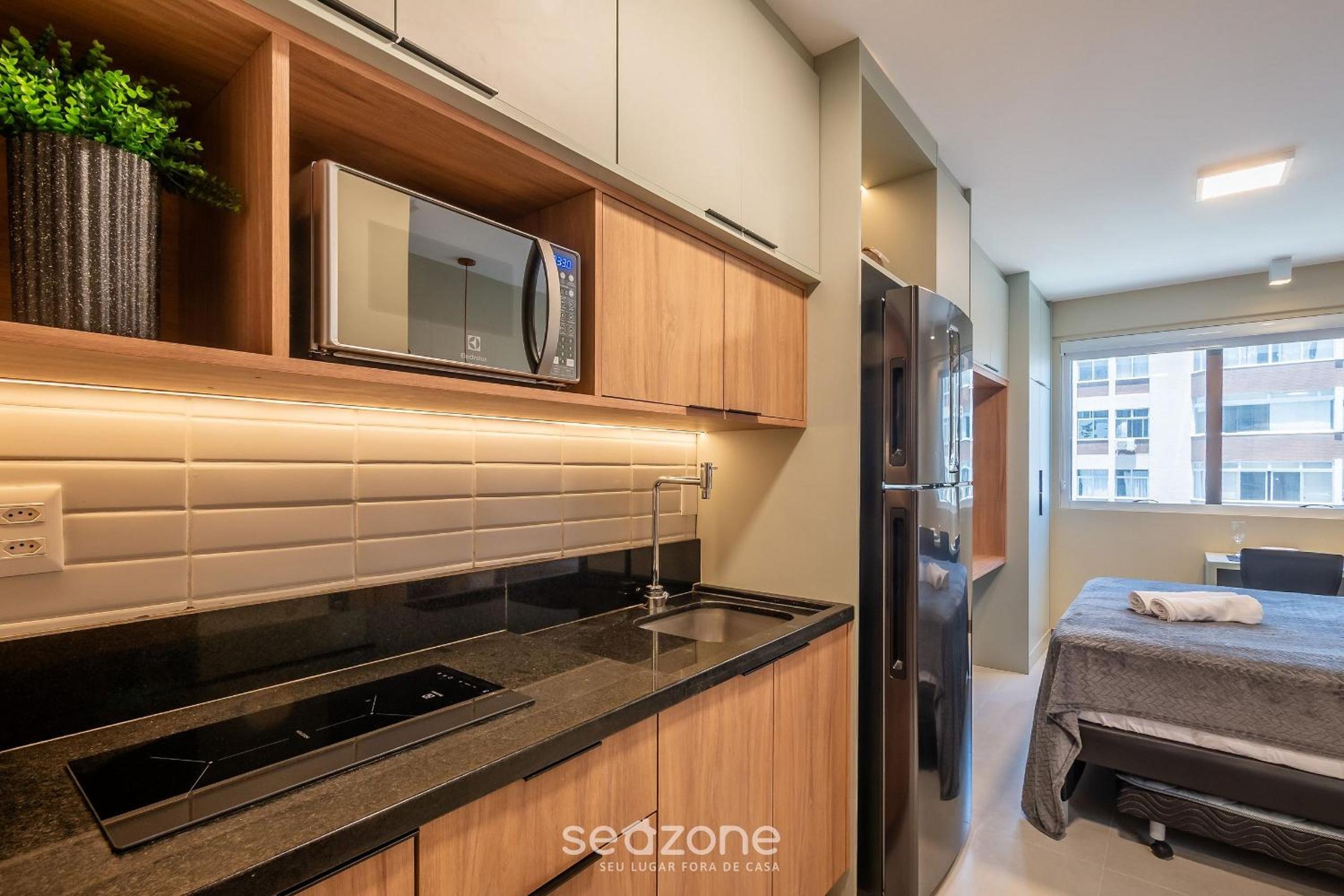 Modern and Fully Equipped Apartments 500m from Barra Beach in Salvador – ZNB