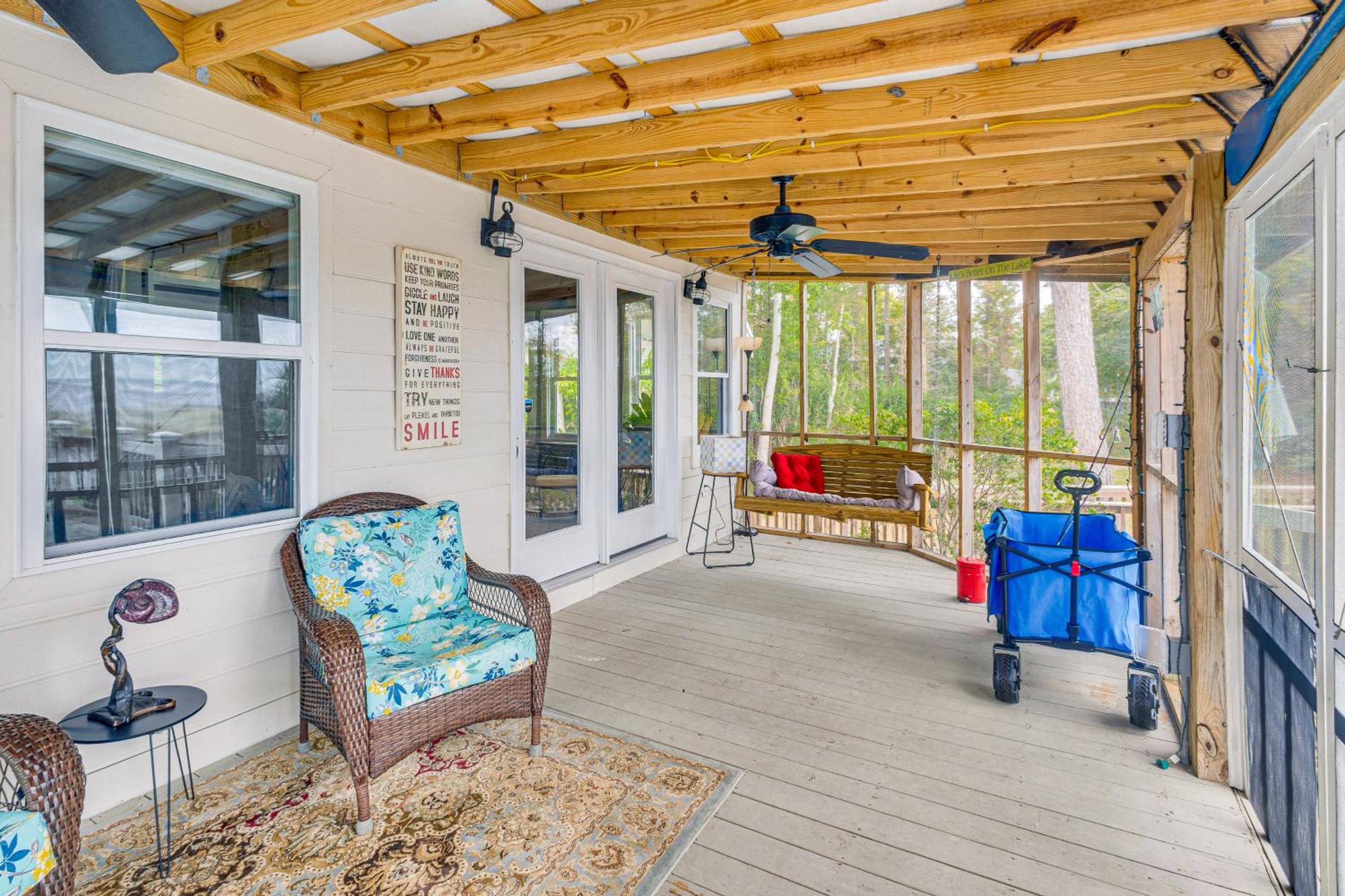 Fish, Swim and Grill Lakefront Carolina Home!