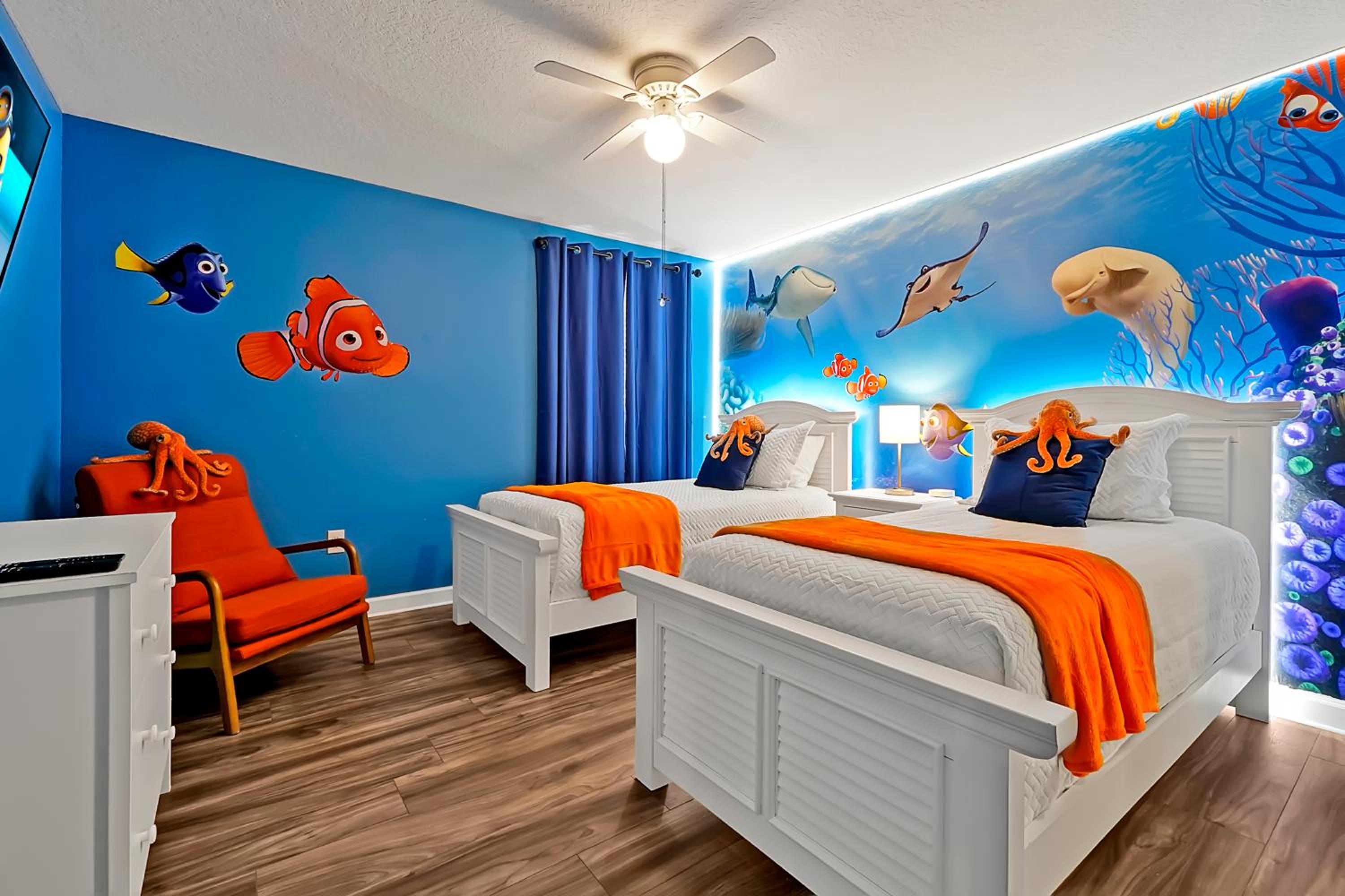 ChampionsGate 8BR Pool Game Room