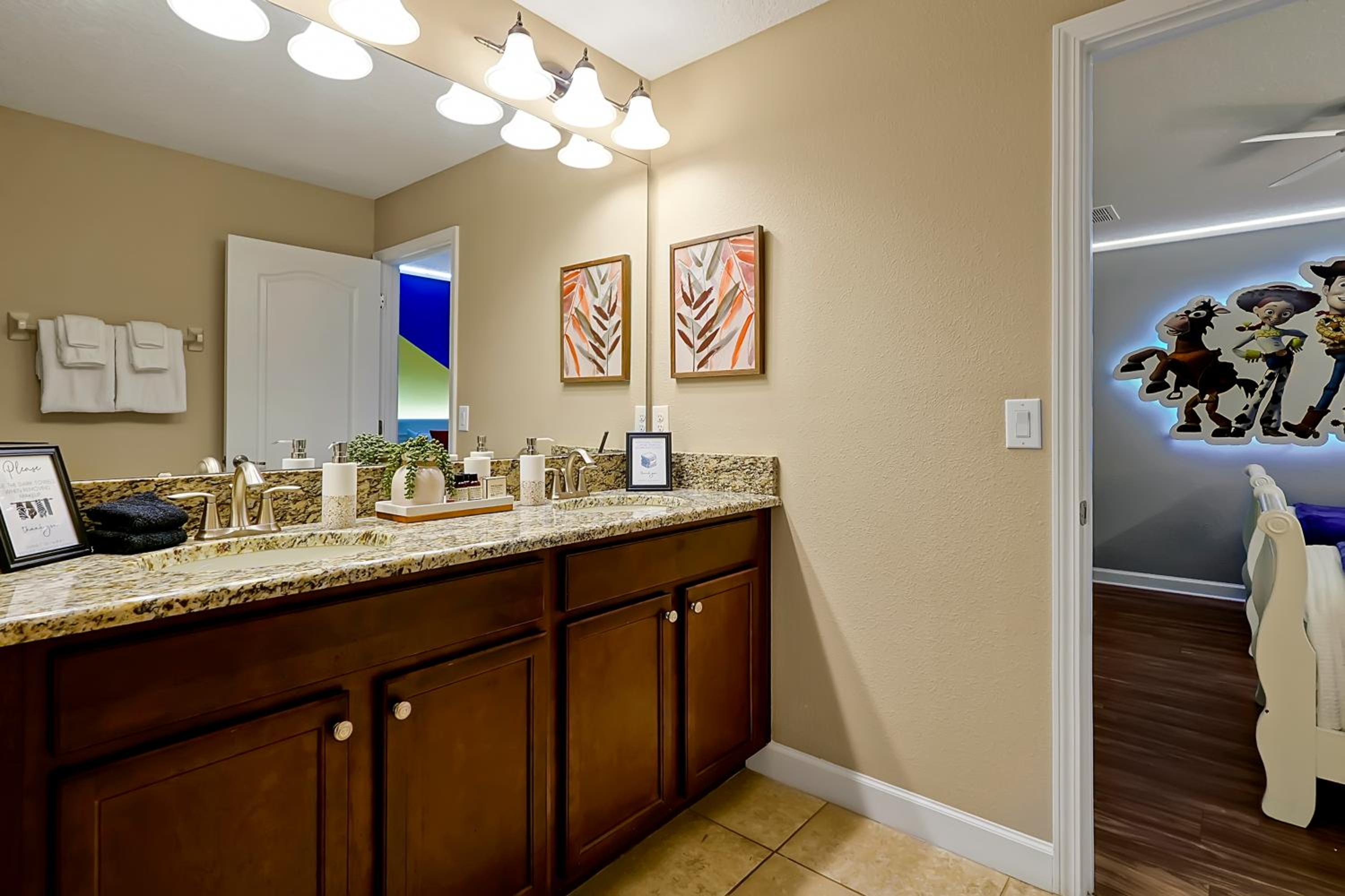ChampionsGate 8BR Pool Game Room