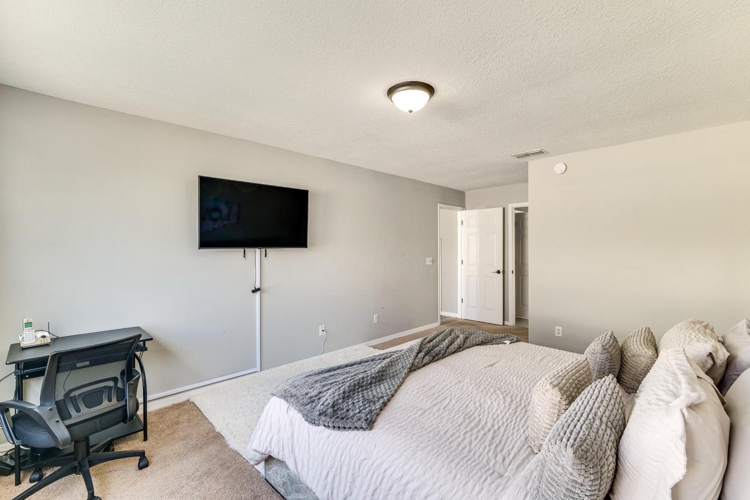 8 Mi to Disney! Family-Friendly Davenport Home