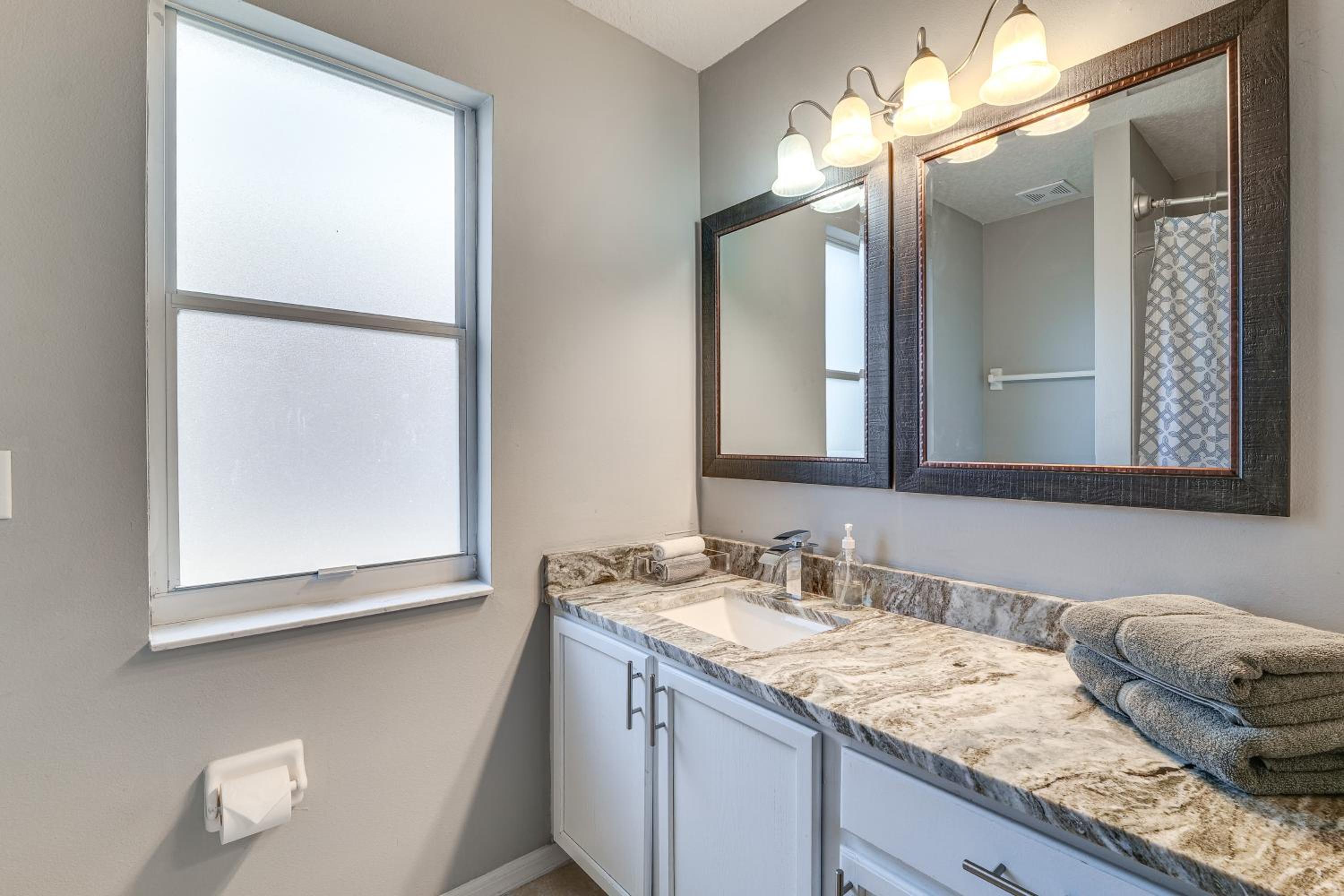 8 Mi to Disney! Family-Friendly Davenport Home