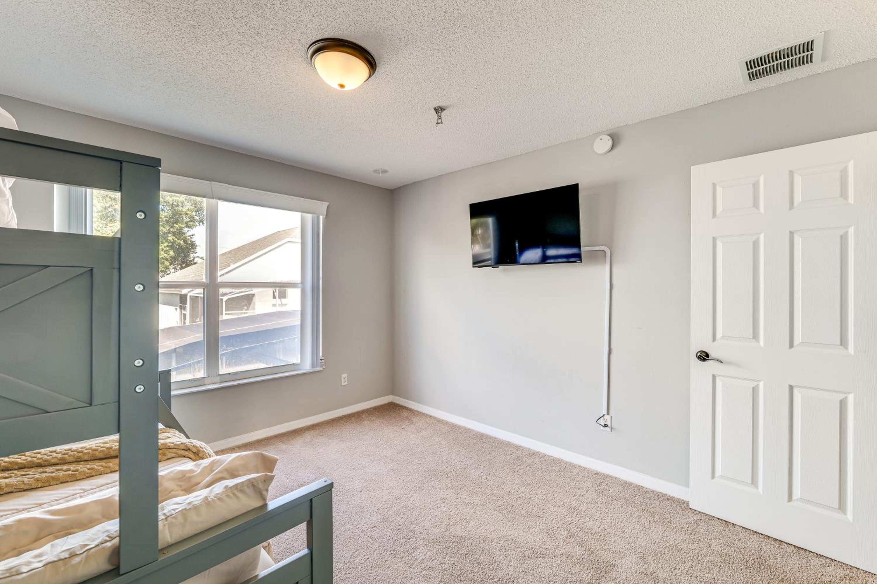 8 Mi to Disney! Family-Friendly Davenport Home