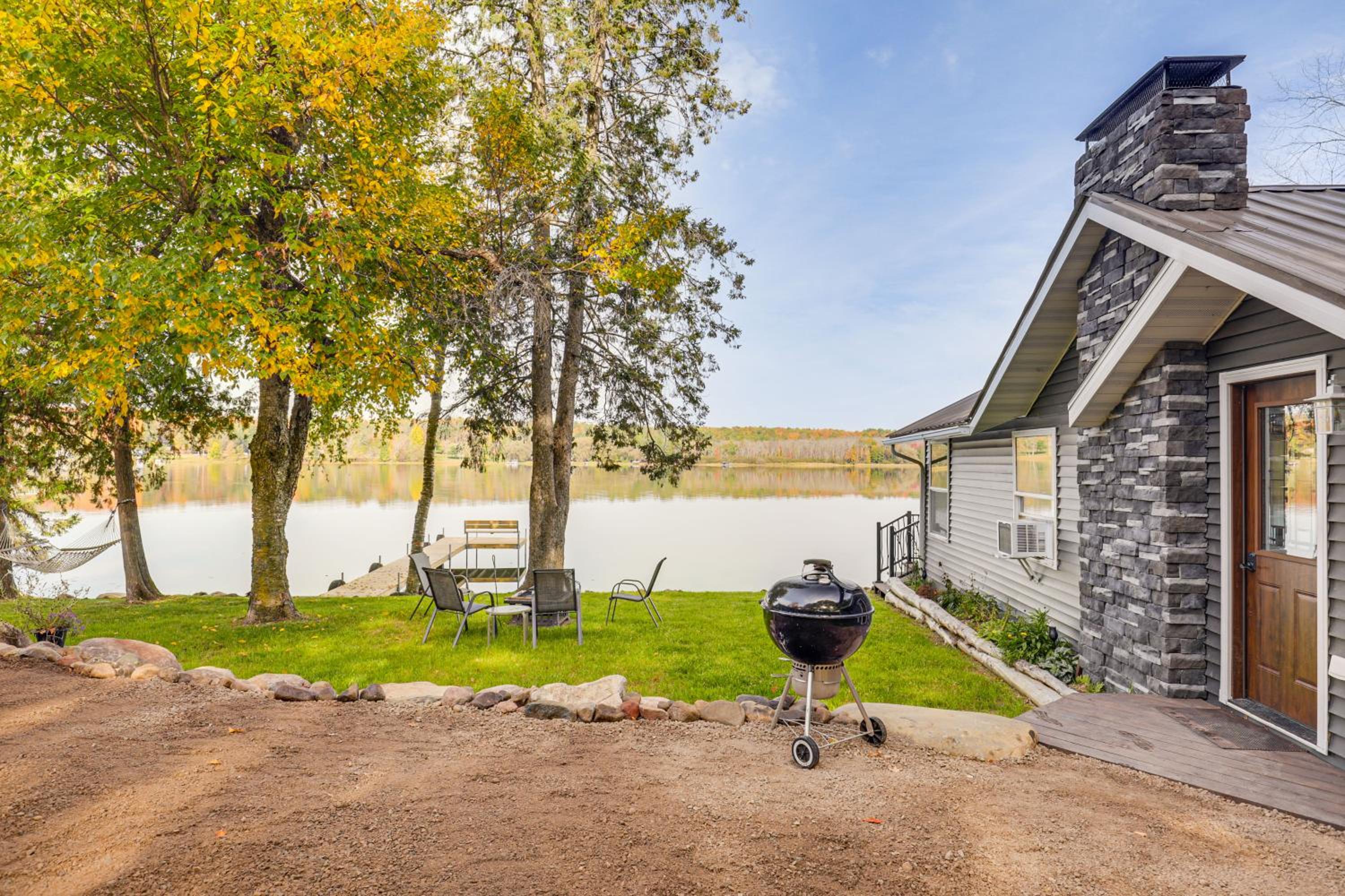 Waters Edge Retreat on Butternut Lake!