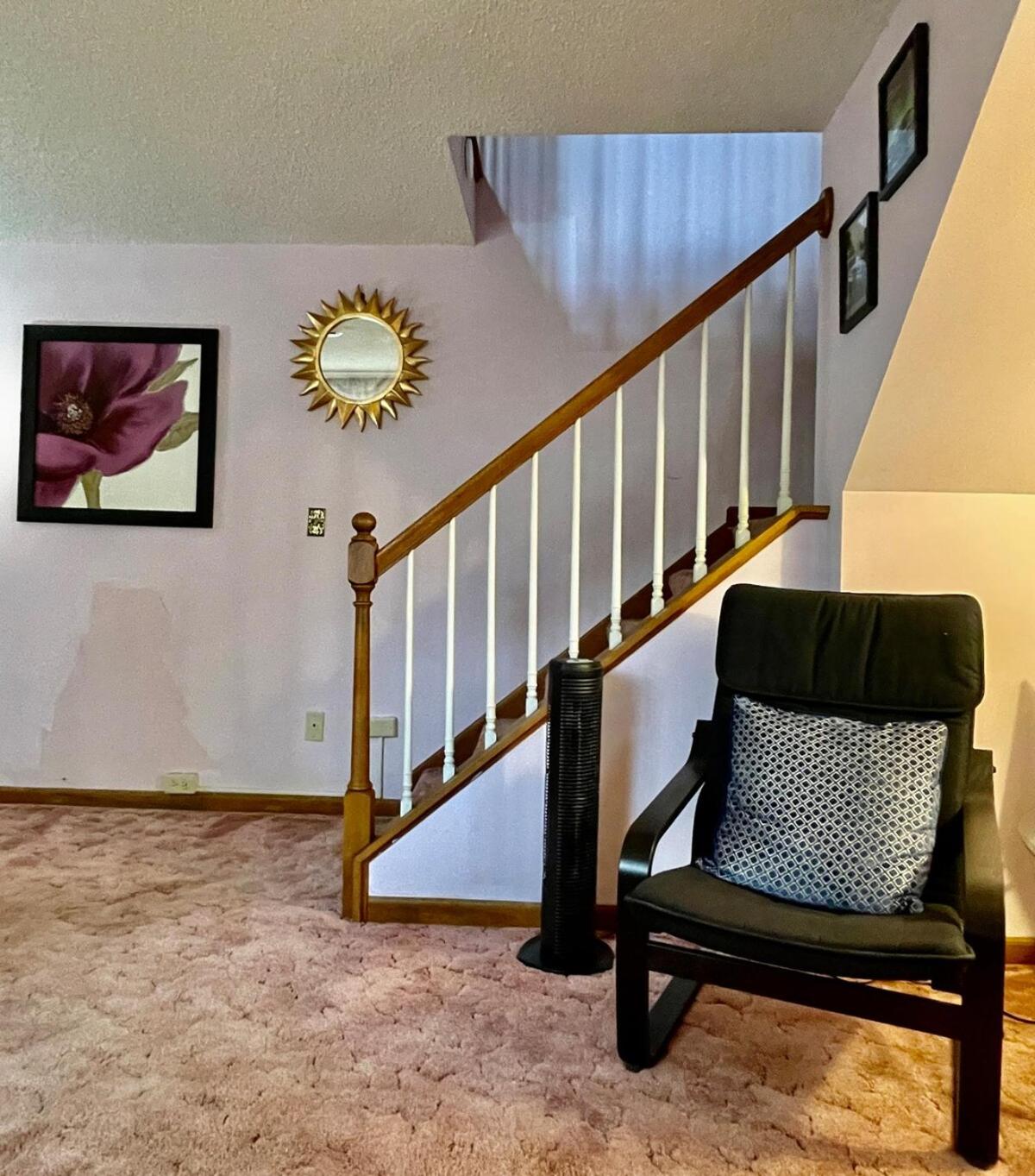 Cozy Loft in Amherst NY No Pet
