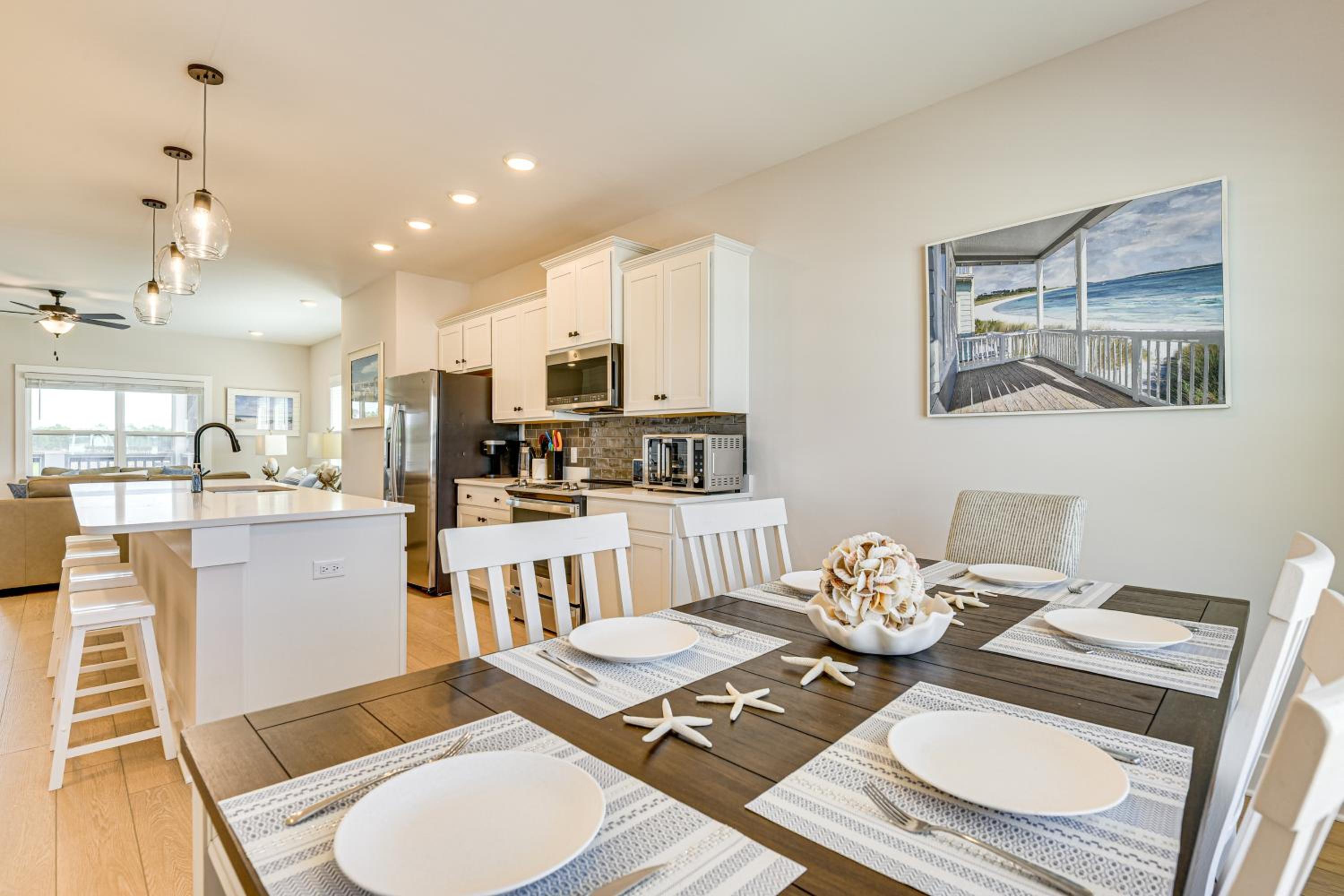 Easy Beach Access New PCB Retreat with Resort Pool!