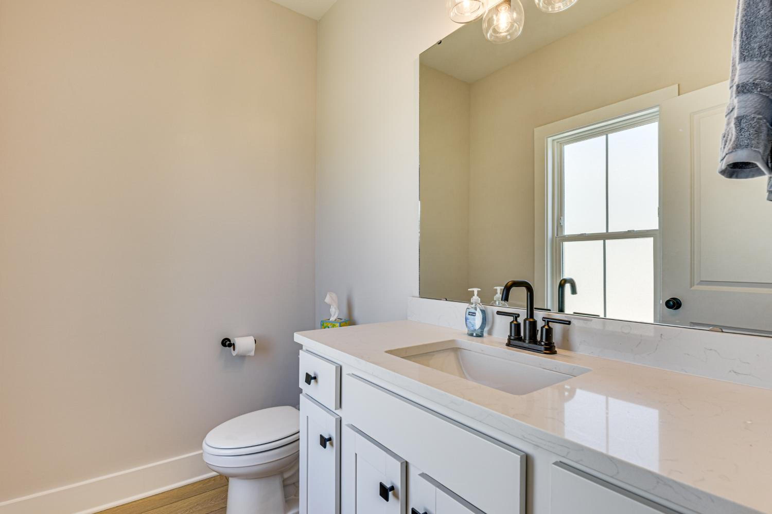 Easy Beach Access New PCB Retreat with Resort Pool!