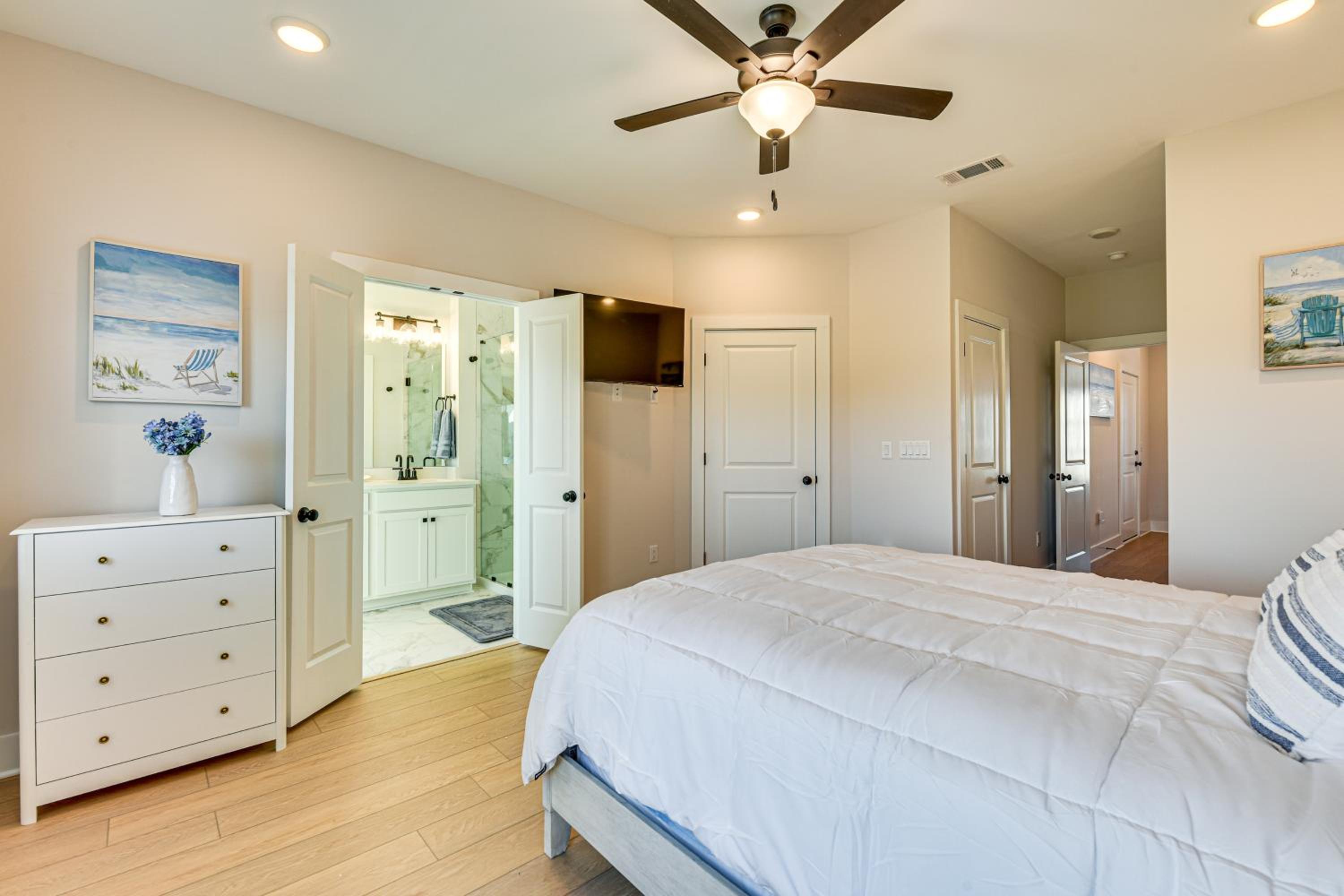 Easy Beach Access New PCB Retreat with Resort Pool!