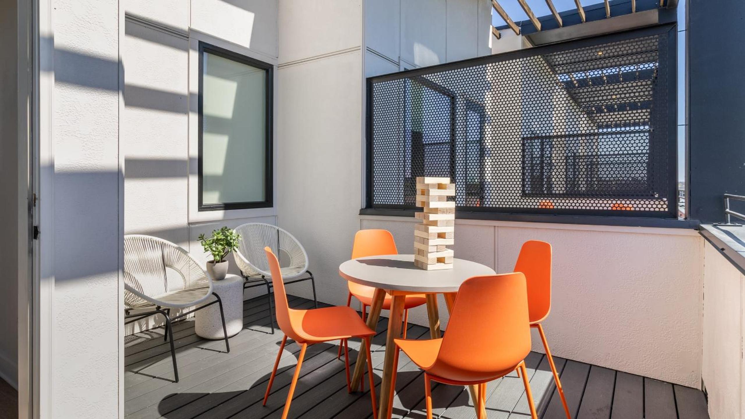 Sleeps 24 Game Rooms Murals Balconies Soundcheck Vinyl House by AvantStay