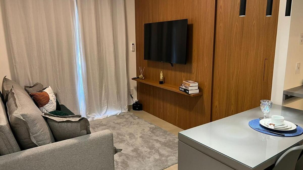 Studio Moderno no Campolim