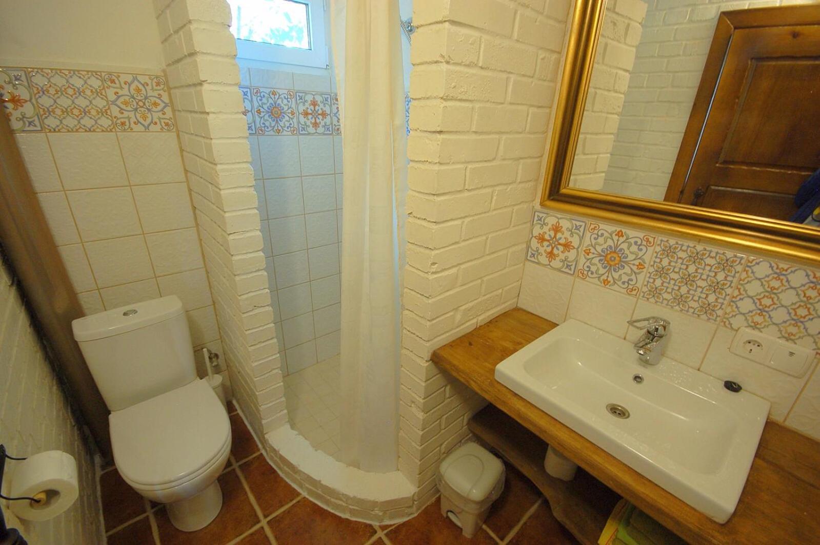 Photo 48