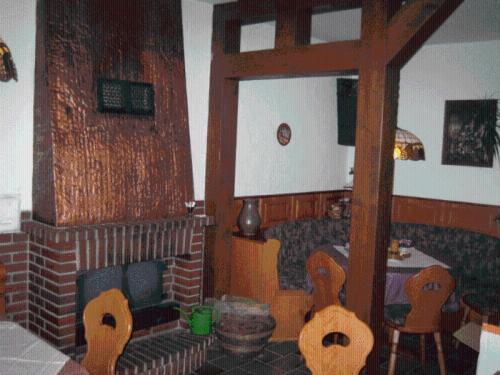 Photo 33