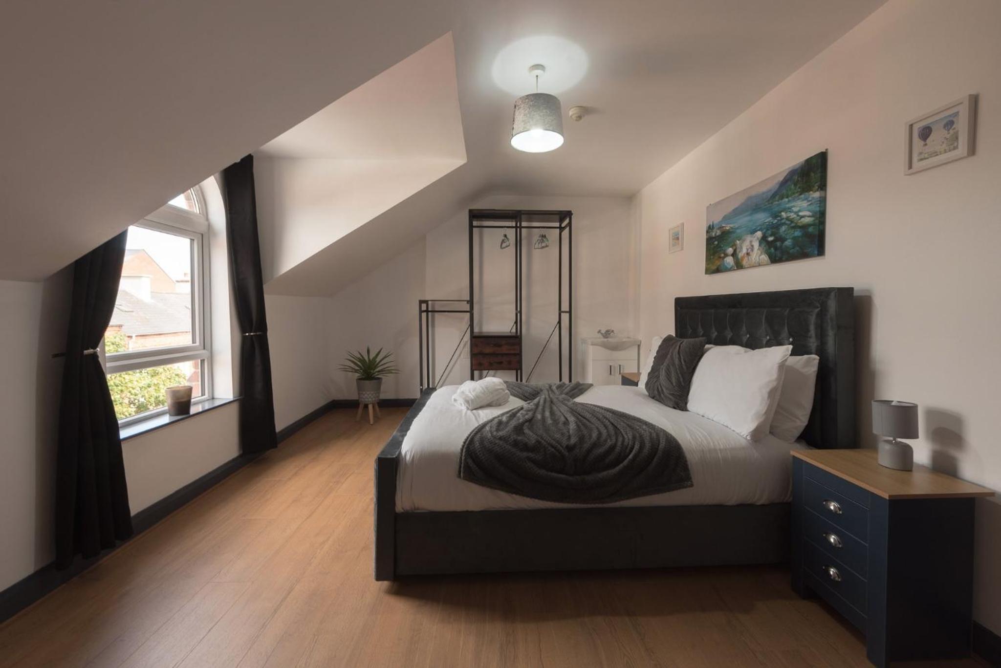 5br Charming House