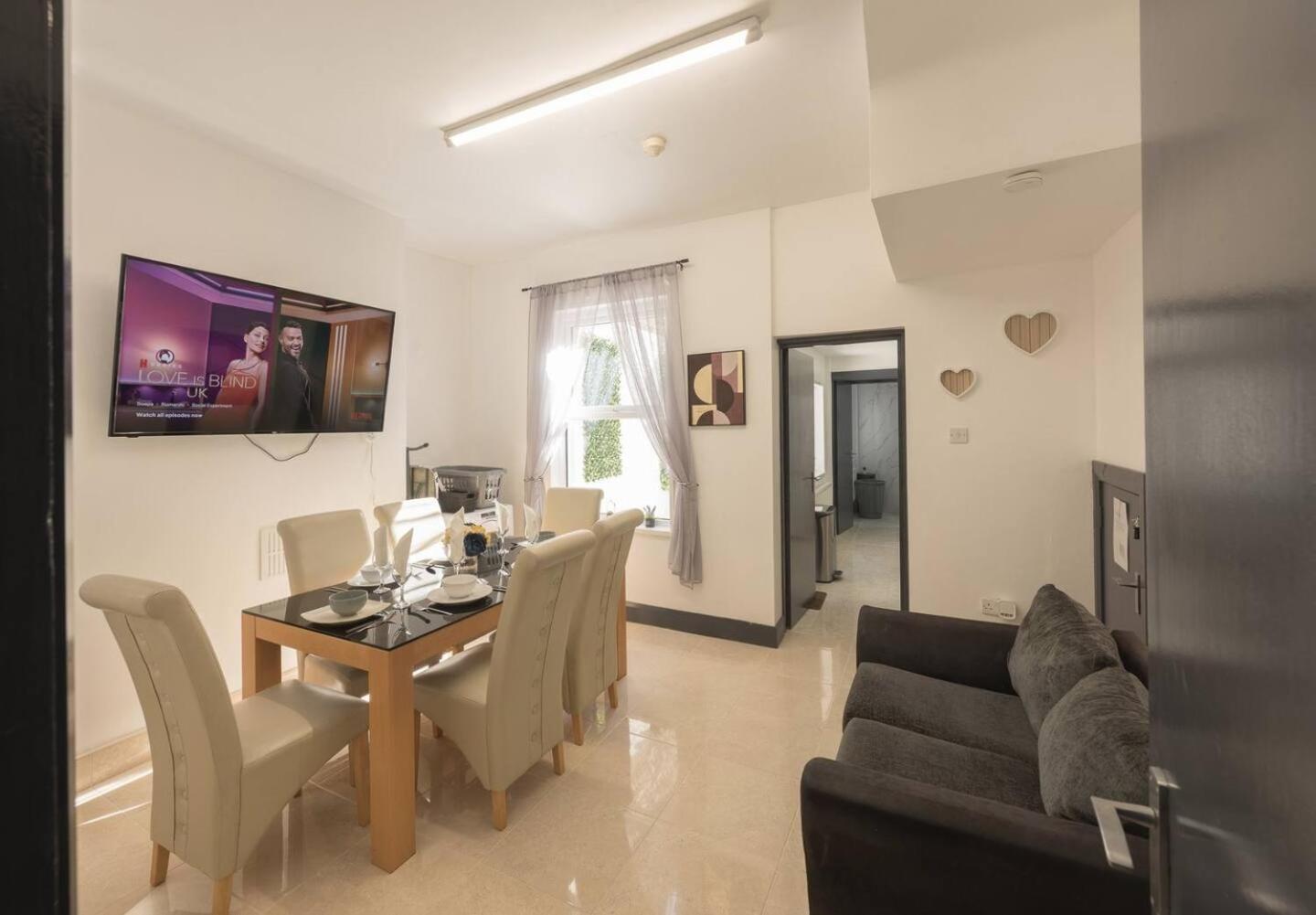 5br Charming House
