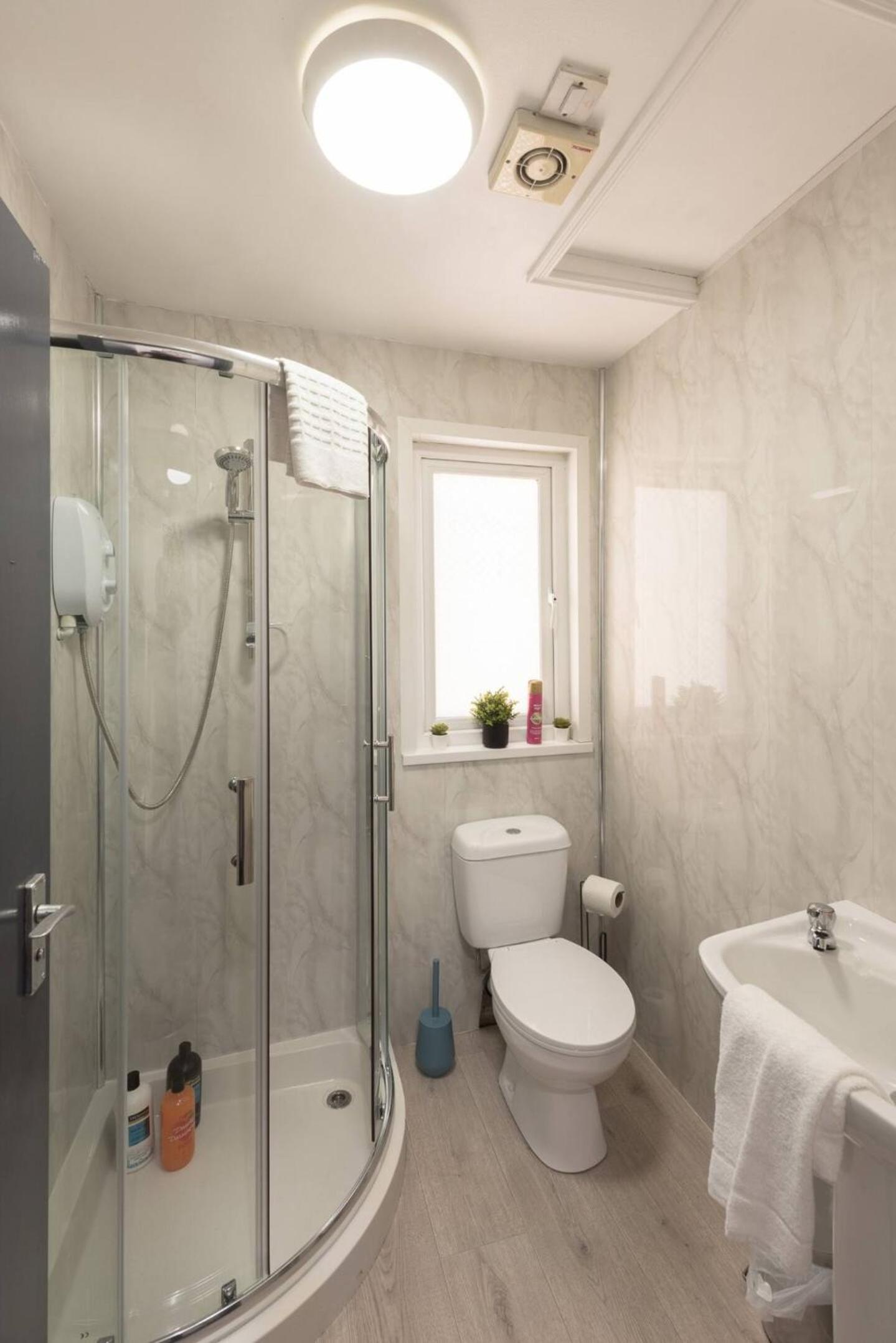 5br Charming House