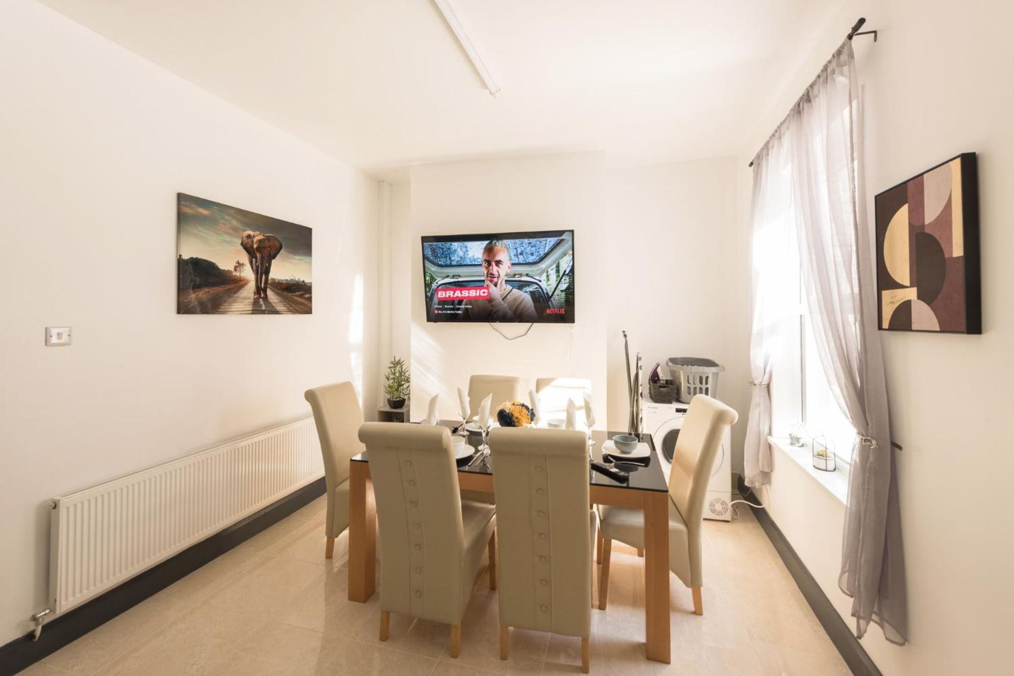 5br Charming House