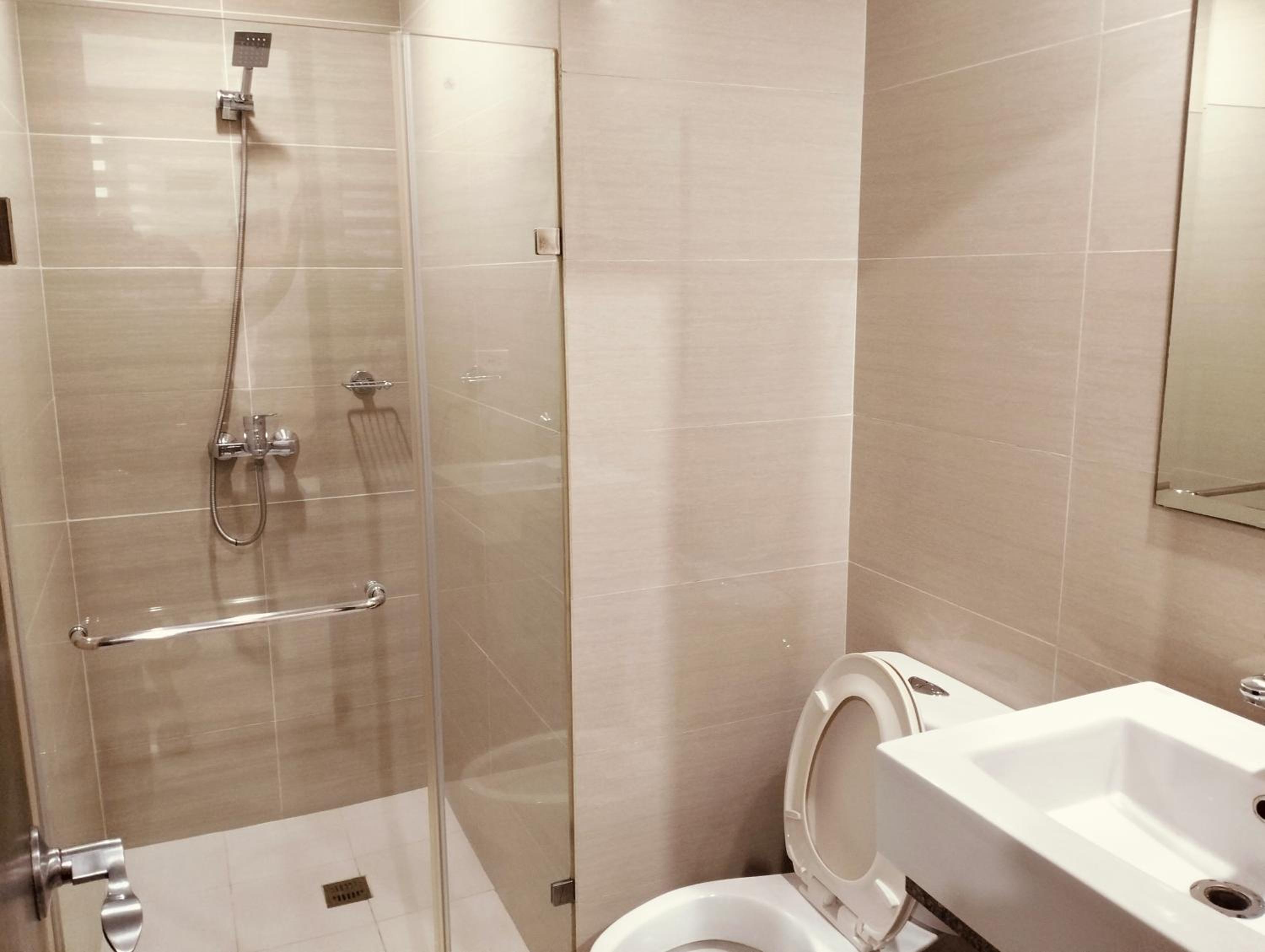 NAIA Manila Airport - Newport Prime Accommodations