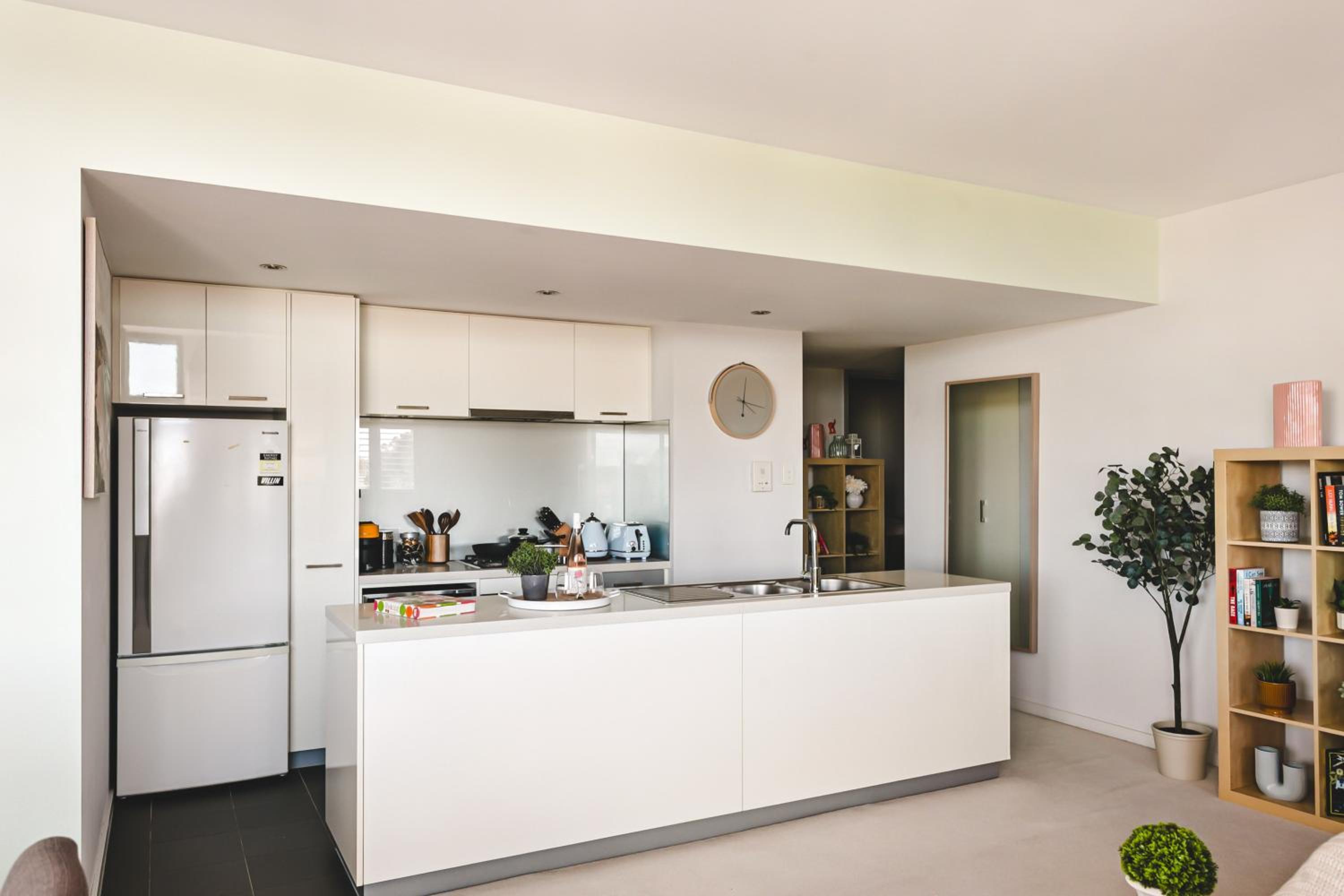 City Views, Beaufort St, 120sqm, Multiple Beds