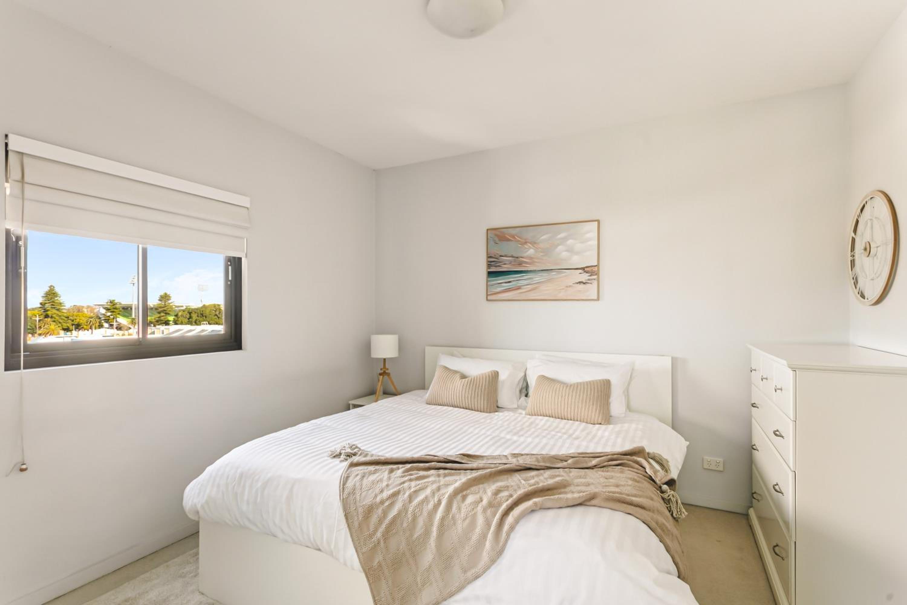 City Views, Beaufort St, 120sqm, Multiple Beds