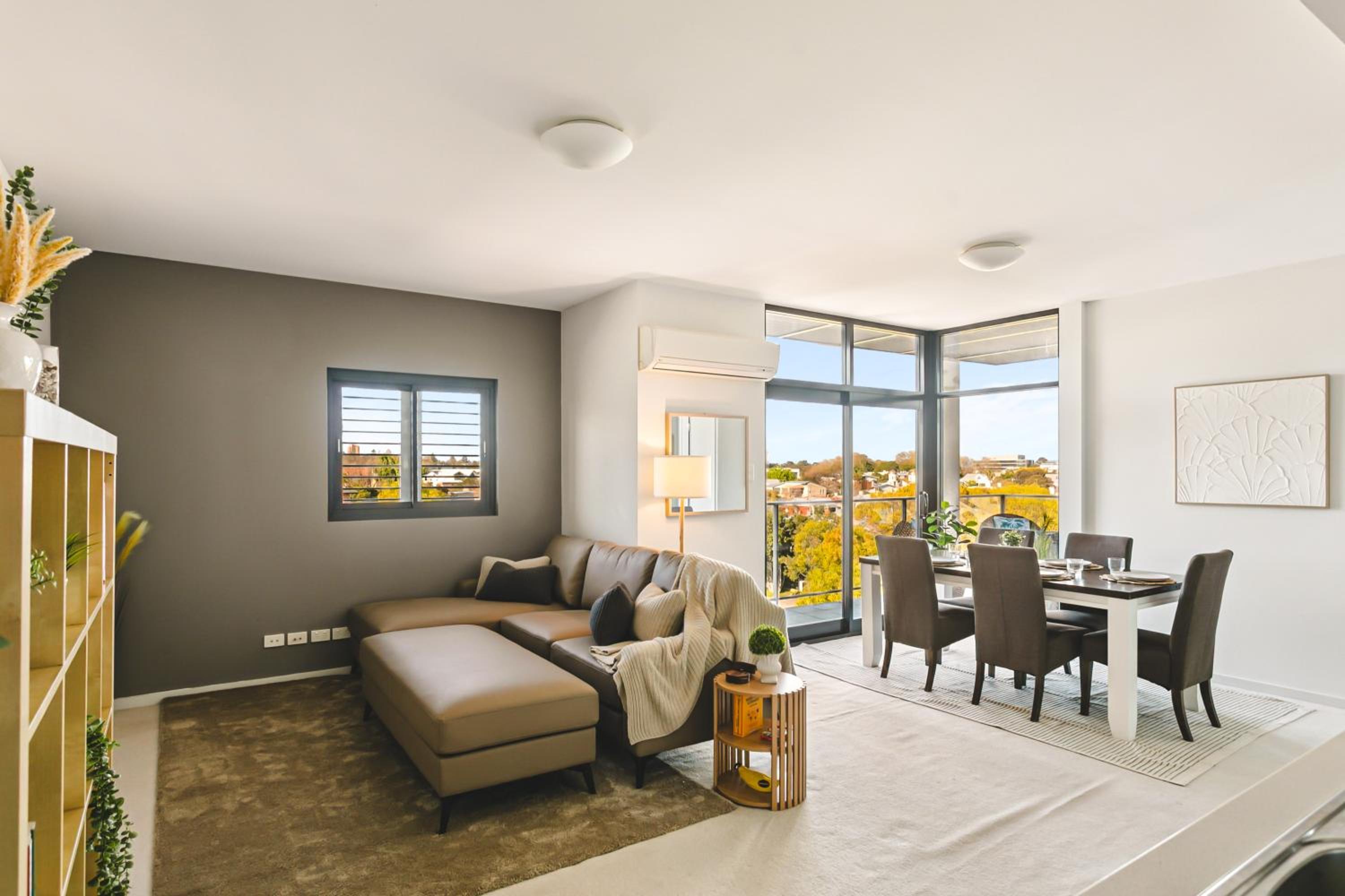 City Views, Beaufort St, 120sqm, Multiple Beds