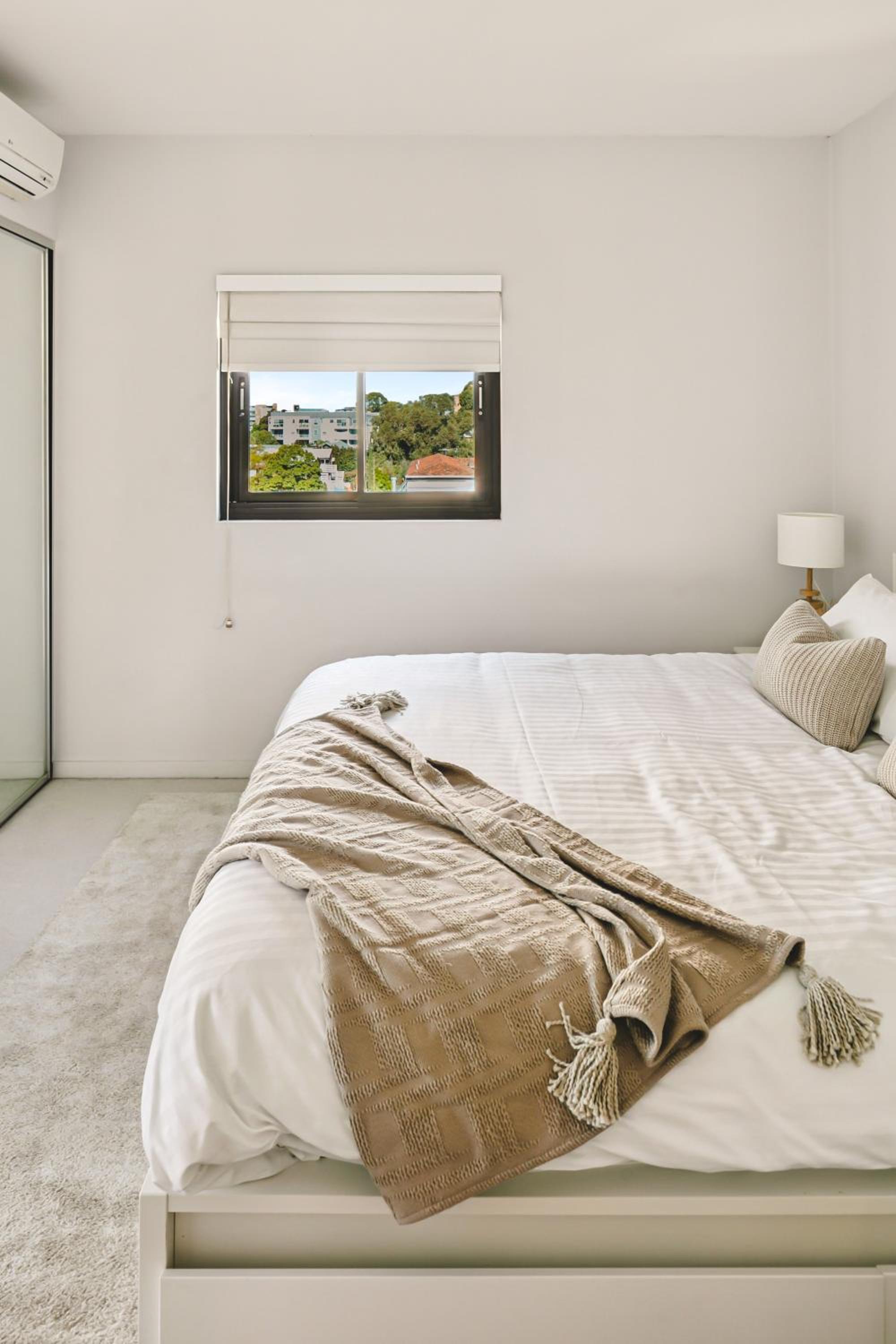 City Views, Beaufort St, 120sqm, Multiple Beds