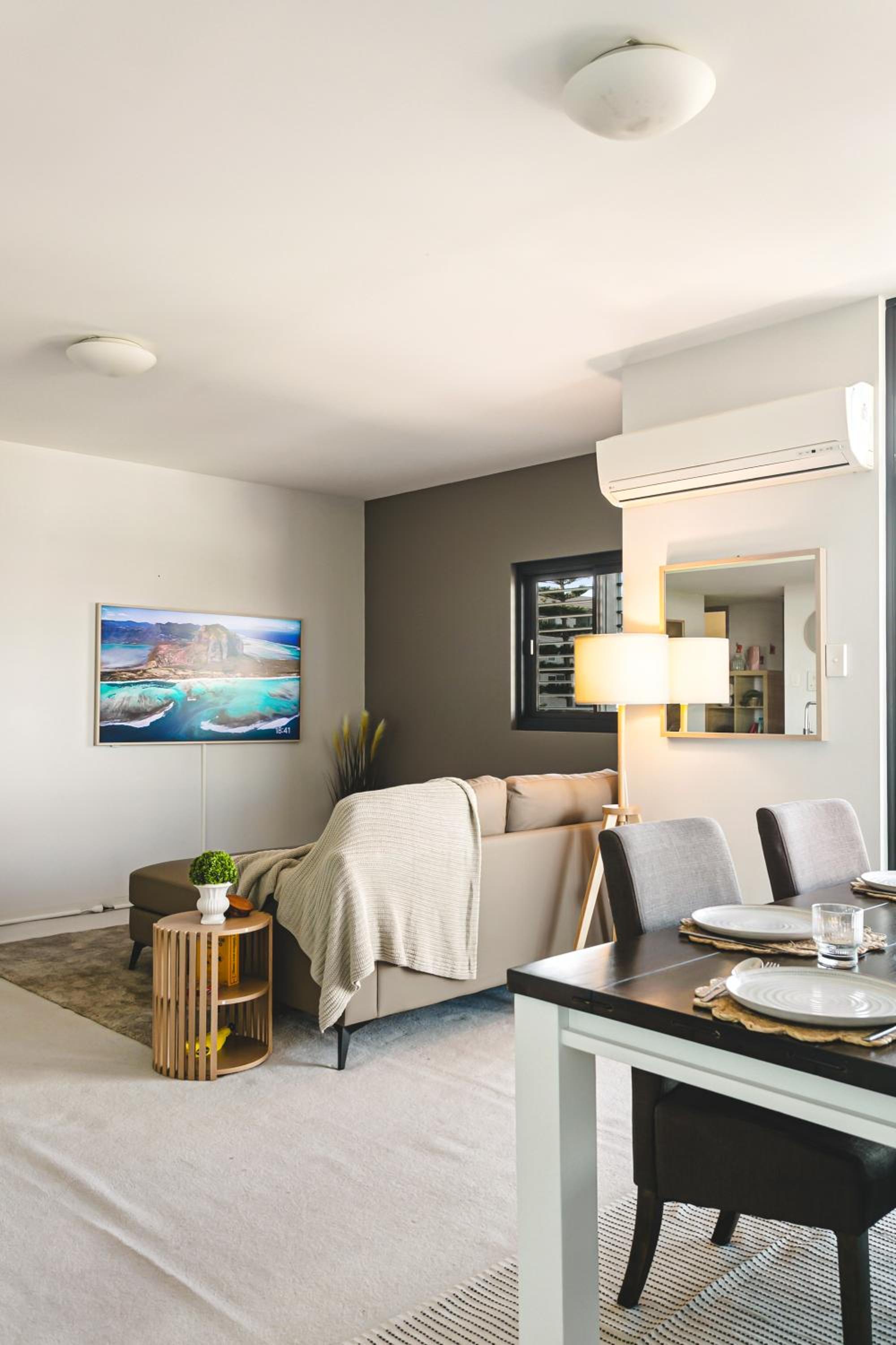 City Views, Beaufort St, 120sqm, Multiple Beds