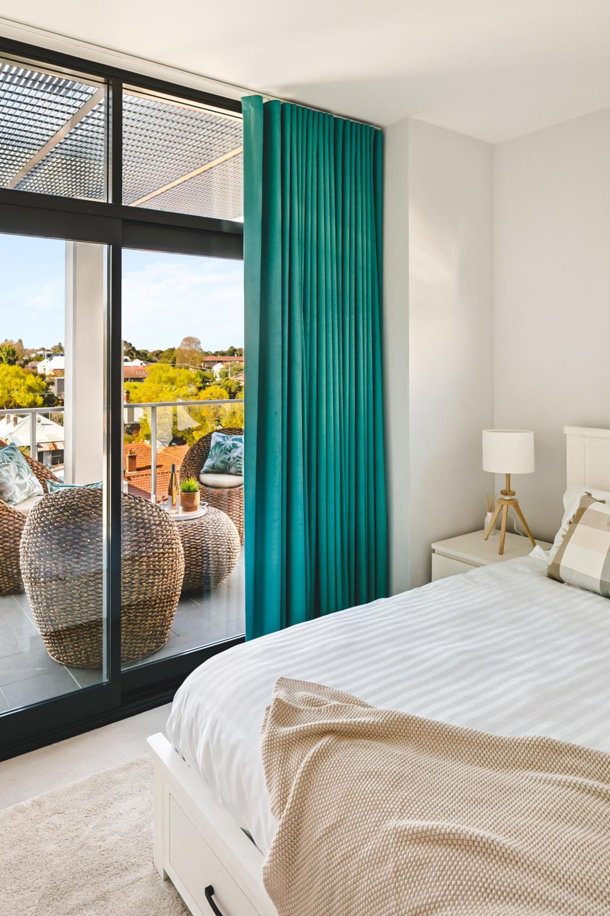 City Views, Beaufort St, 120sqm, Multiple Beds