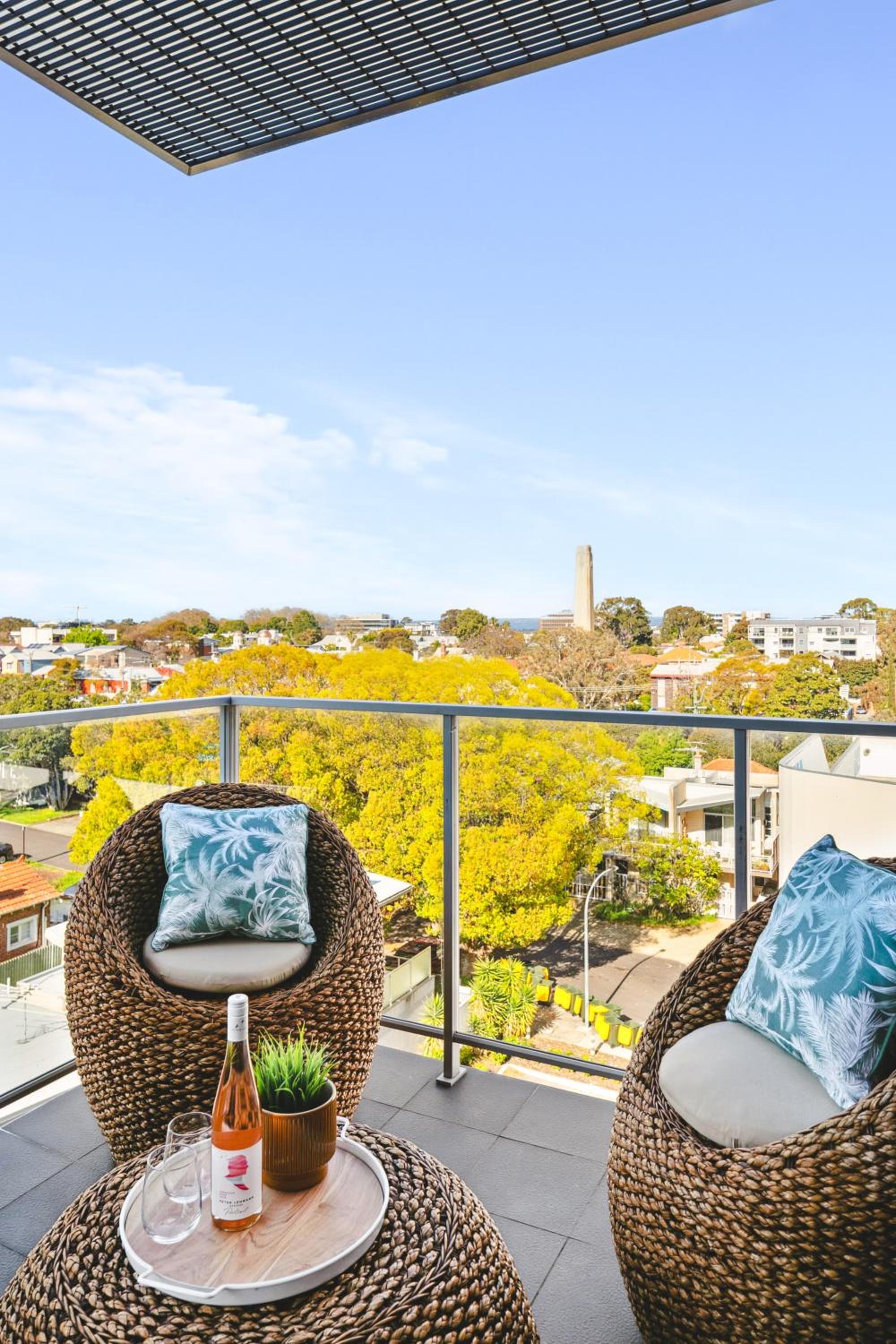 City Views, Beaufort St, 120sqm, Multiple Beds