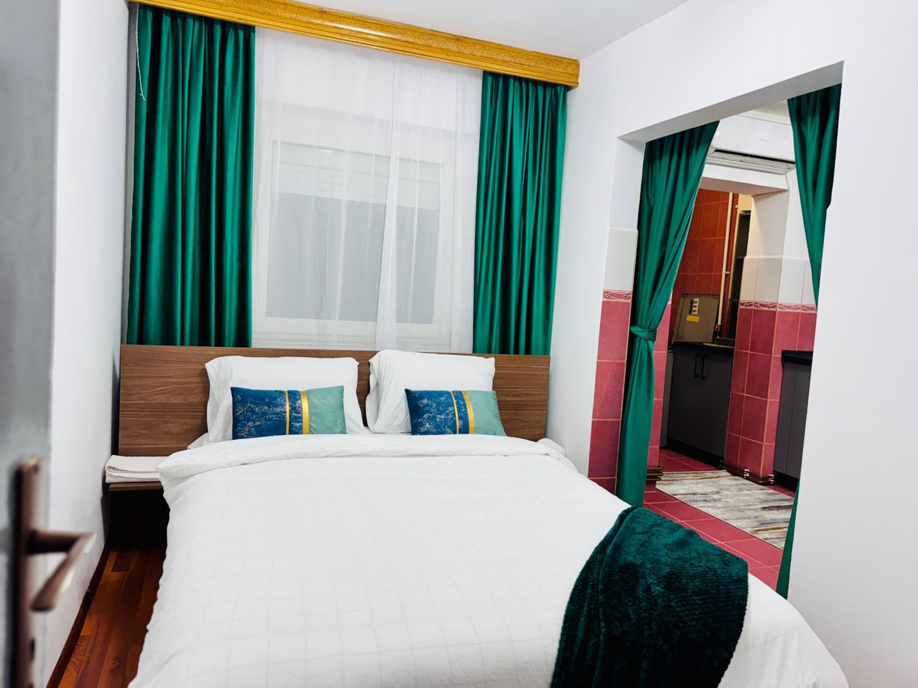SHoliday Luxury Apartament Modern cu 2 Dormitoare