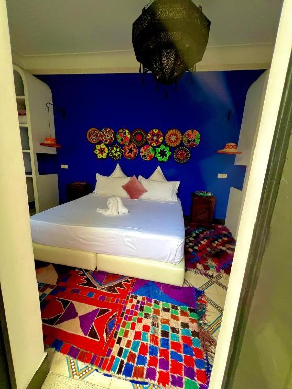 Riad New Moon