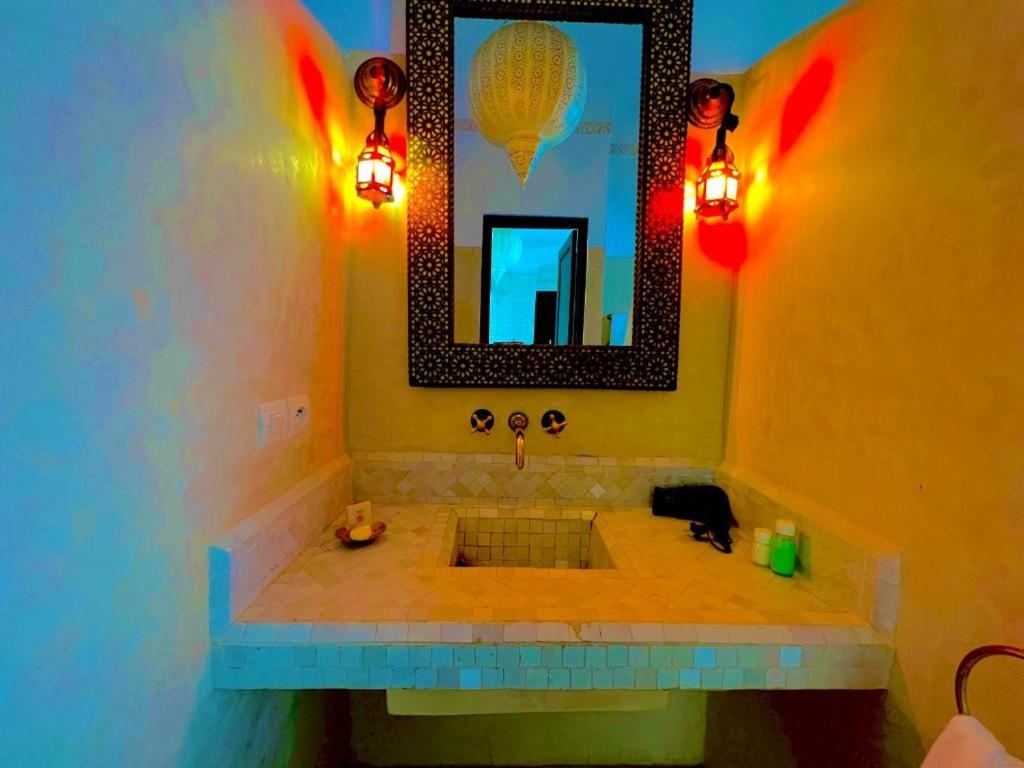 Riad New Moon