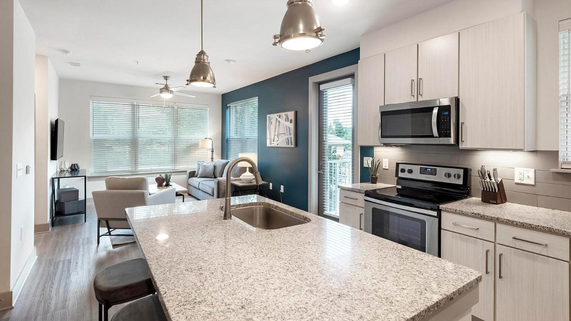 Landing Apartments Charlotte - Newell South