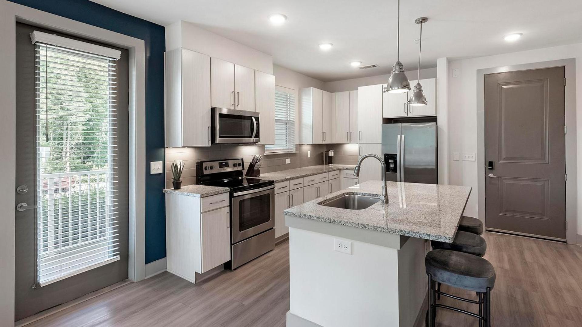 Landing Apartments Charlotte - Newell South