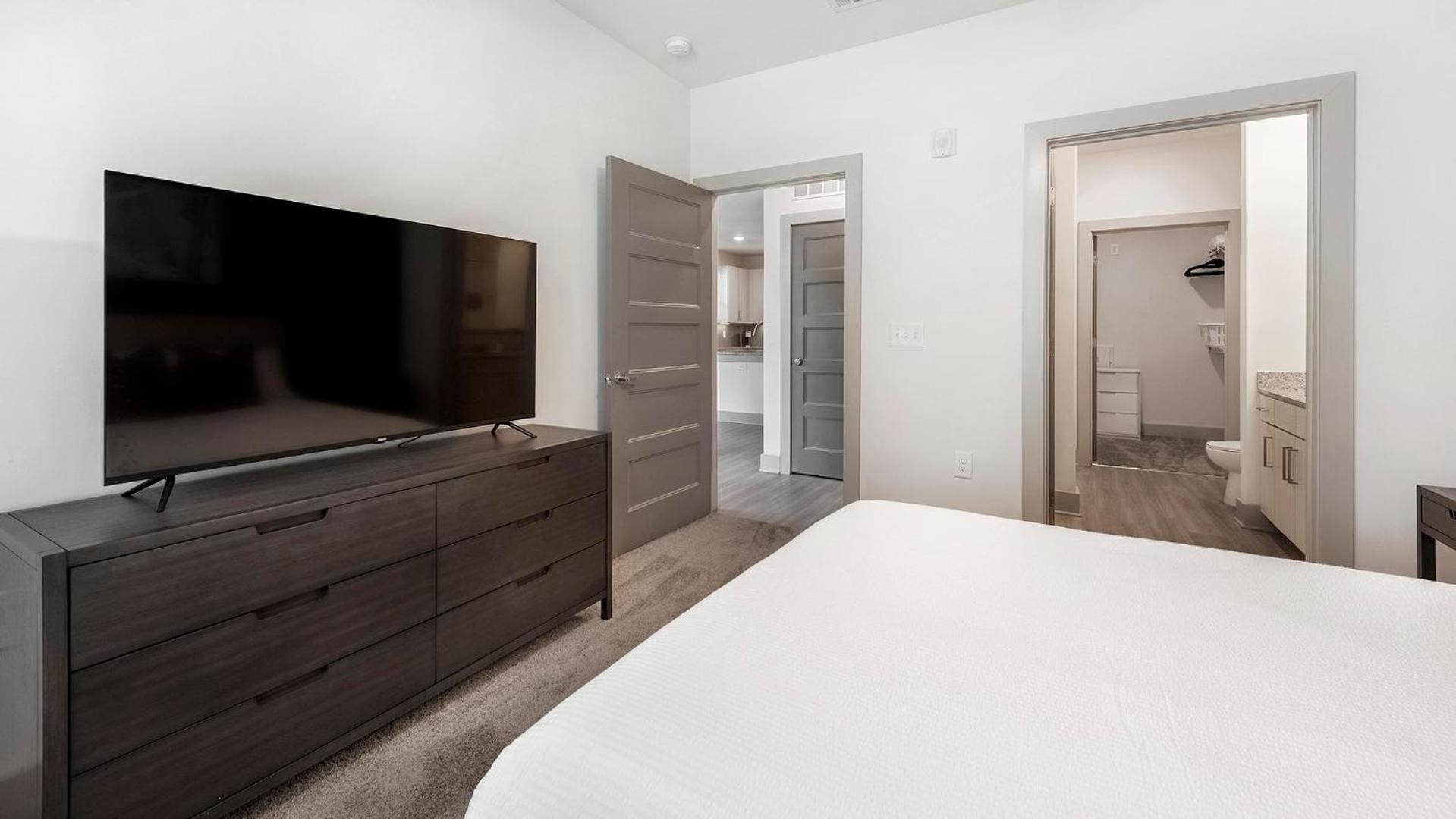 Landing Apartments Charlotte - Newell South