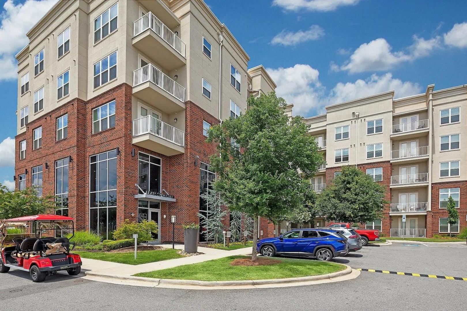 Landing Apartments Charlotte - Newell South