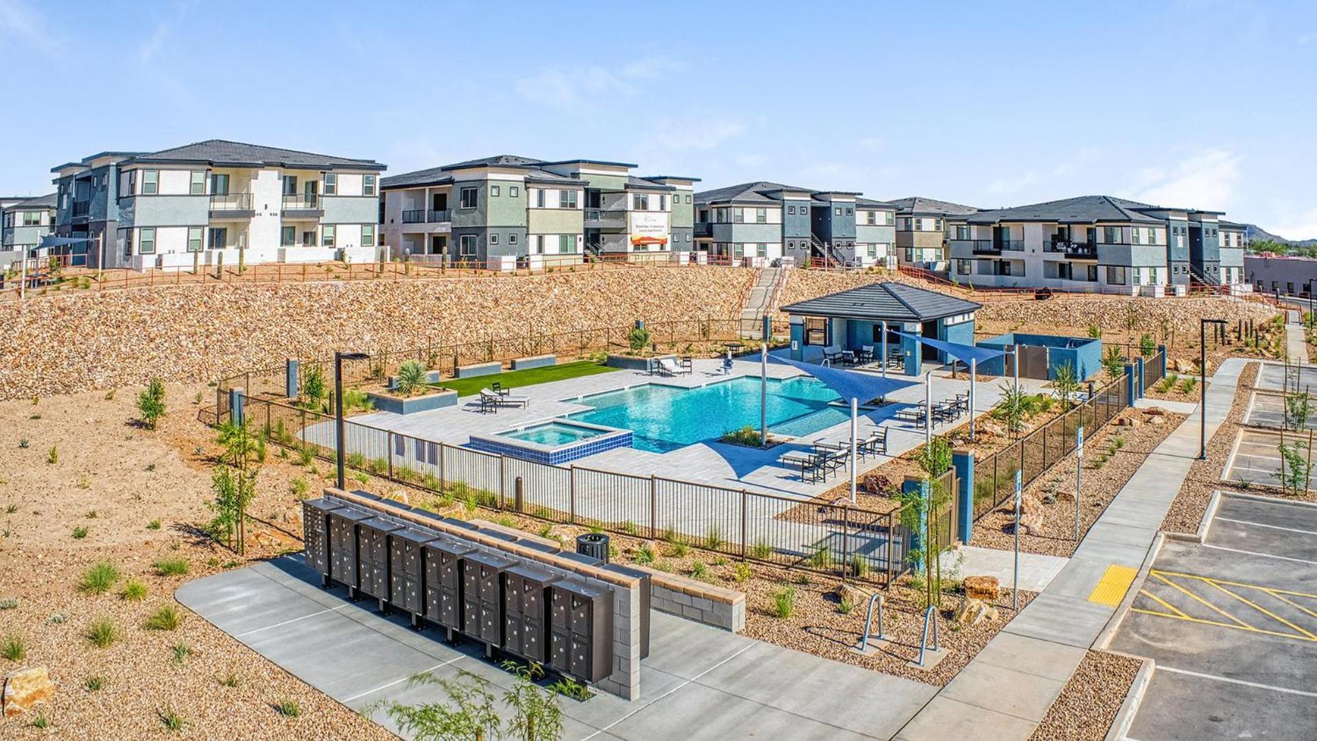 Landing Chic 1BD Pool