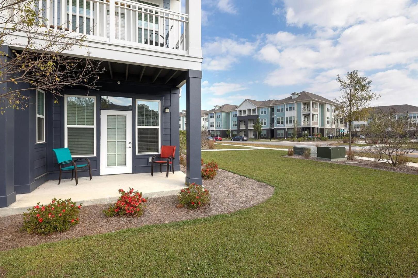 Landing Incredible 1BD Pool Gym