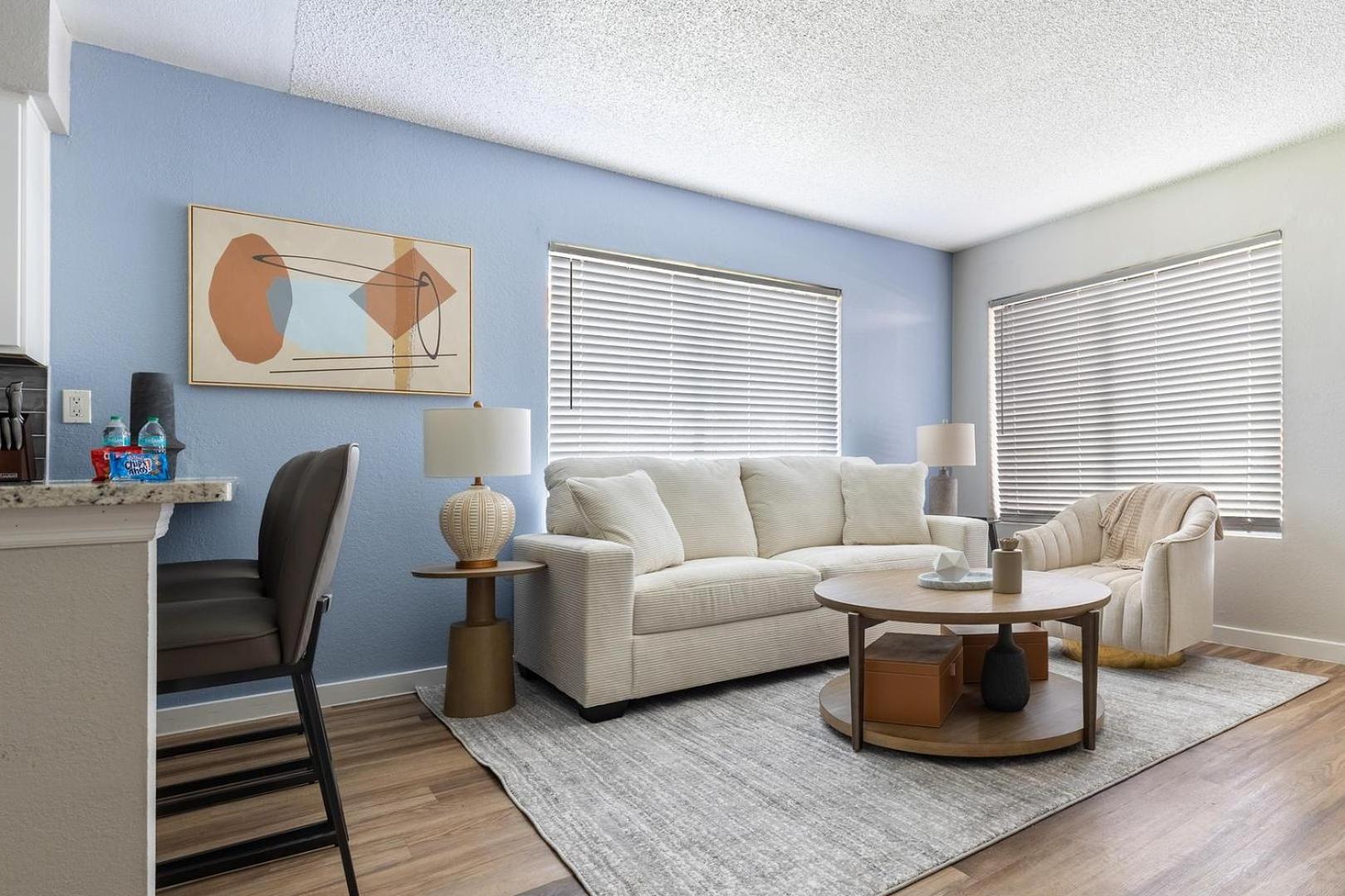 Landing Chic 1BD in Maryvale Village