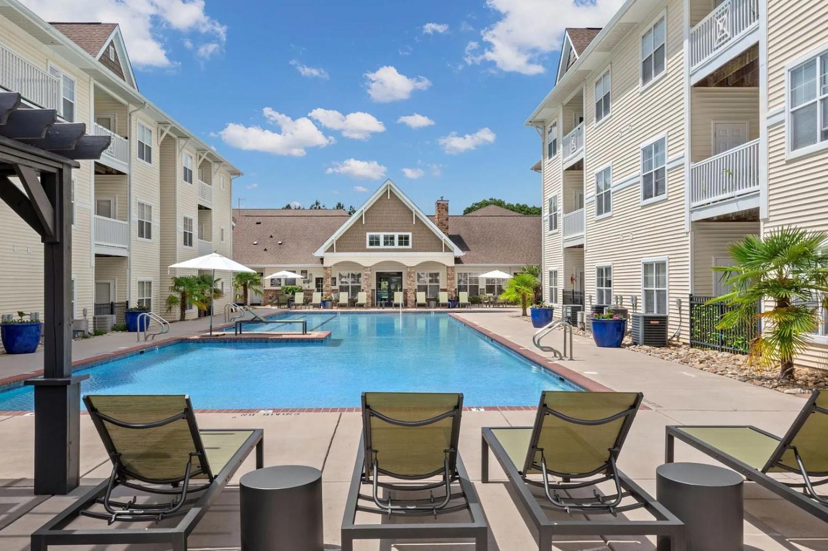 Landing Spectacular 2BD Gym