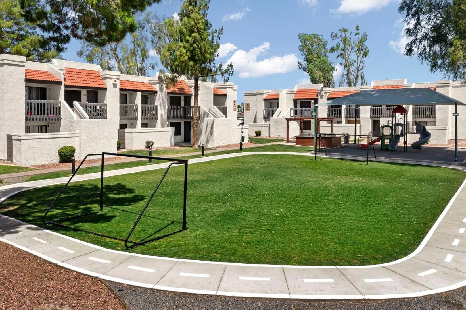 Landing Chic 1BD in Maryvale Village