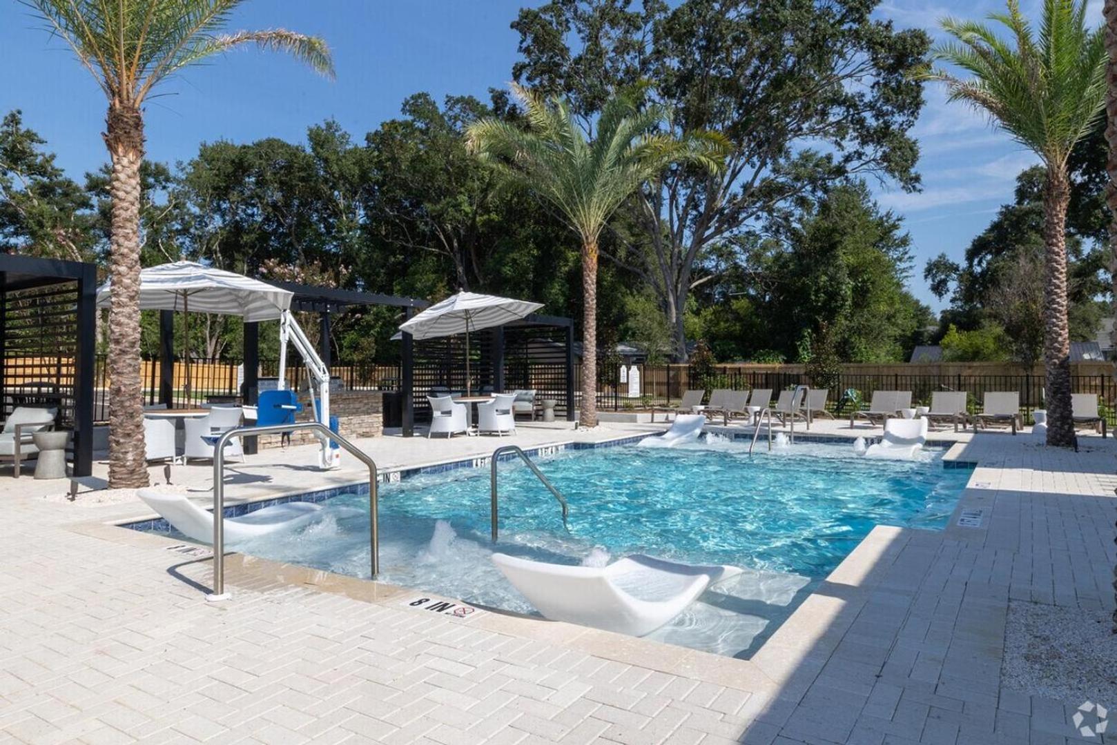 Landing Chic 1BD Gym Pool