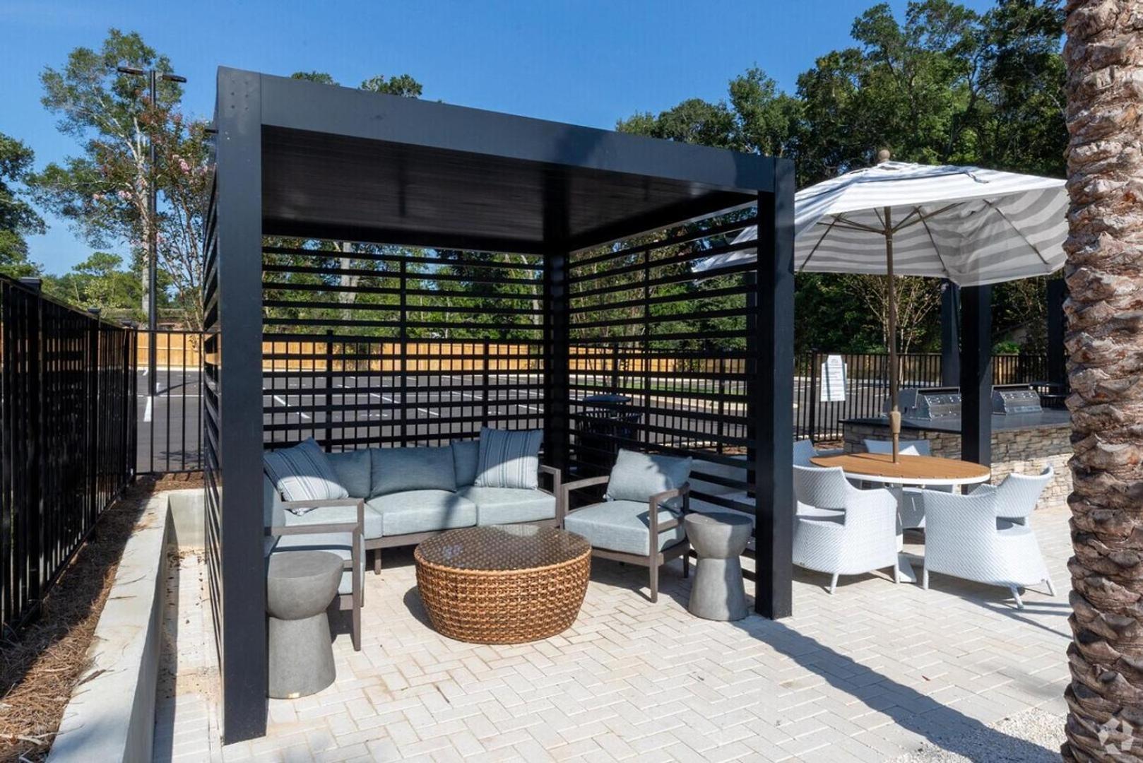 Landing Chic 1BD Gym Pool