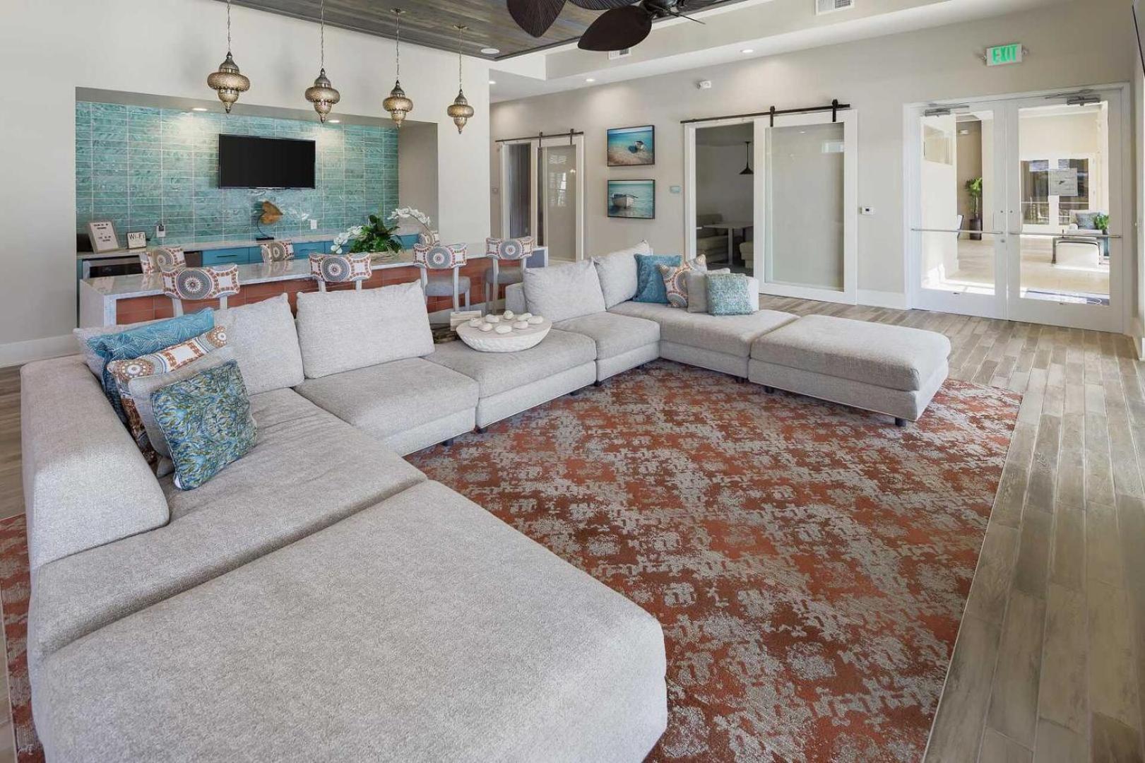 Landing Spectacular 2BD Gym