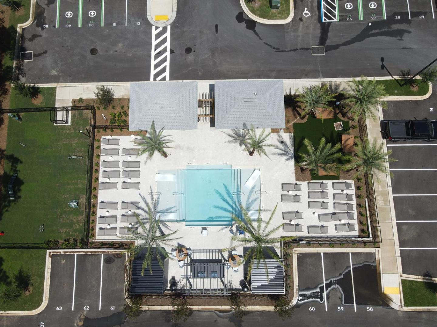 Landing Chic 1BD Gym Pool