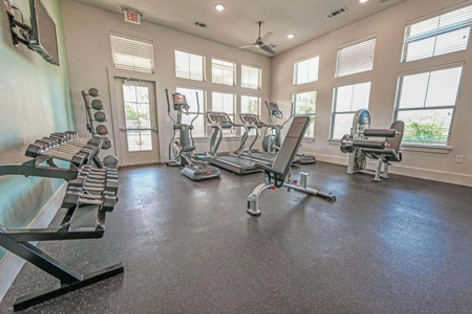 Landing Stylish 1BD Clubhouse Gym