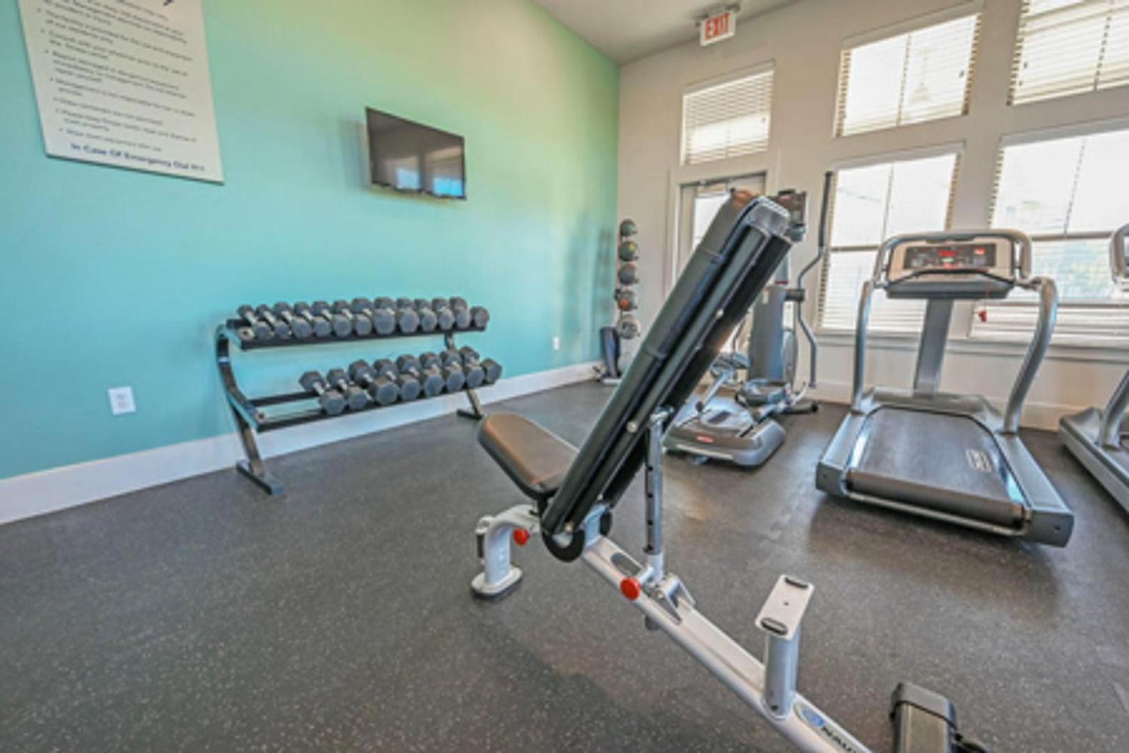 Landing Stylish 1BD Clubhouse Gym